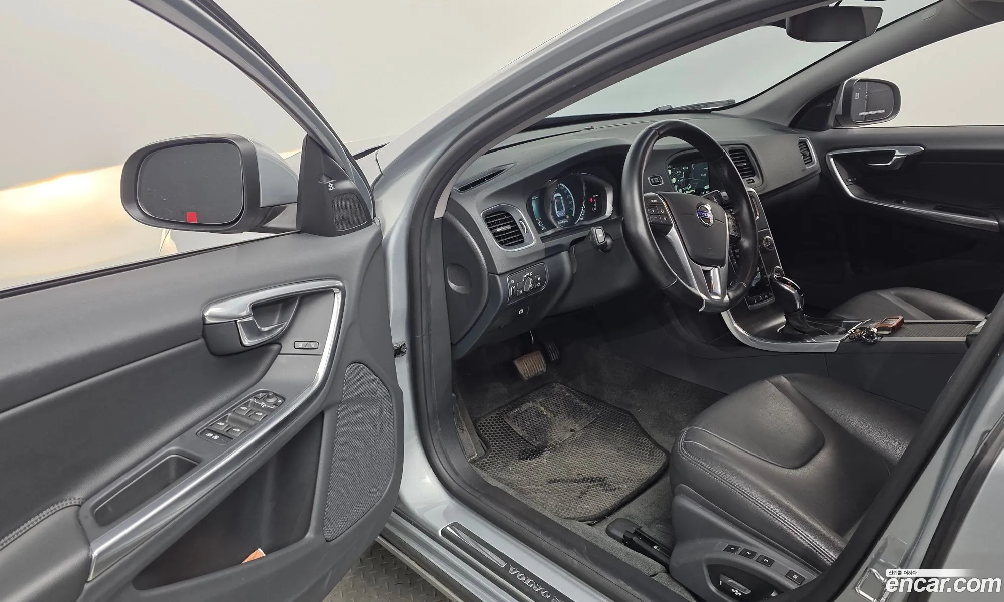 Volvo S60 2016 YV1FS79B0G2410495 — 6