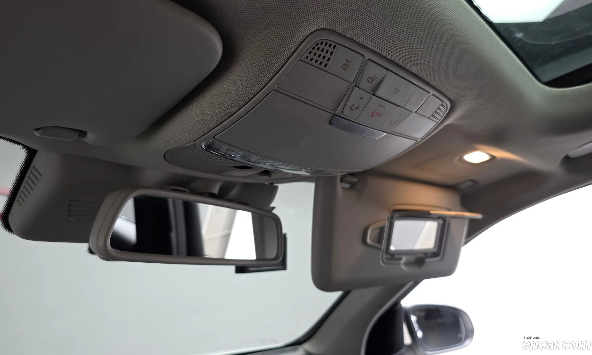 Mercedes-Benz GLC-Class X253 2019 — 25