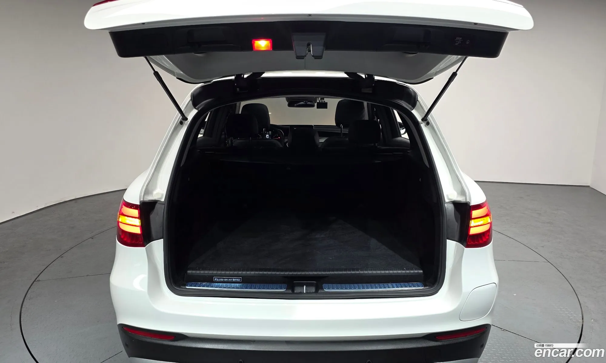 Mercedes-Benz GLC-Class X253 2019 — 11