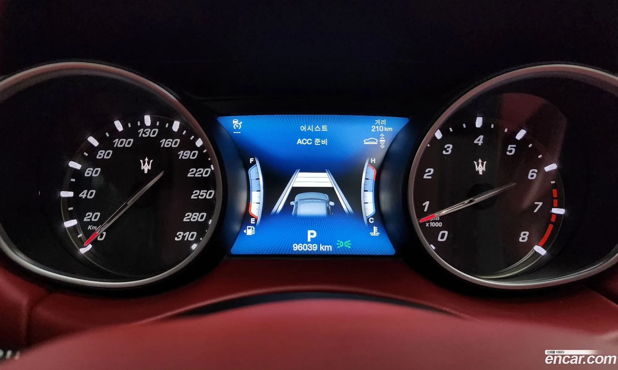 Maserati Levante 2018 — 21