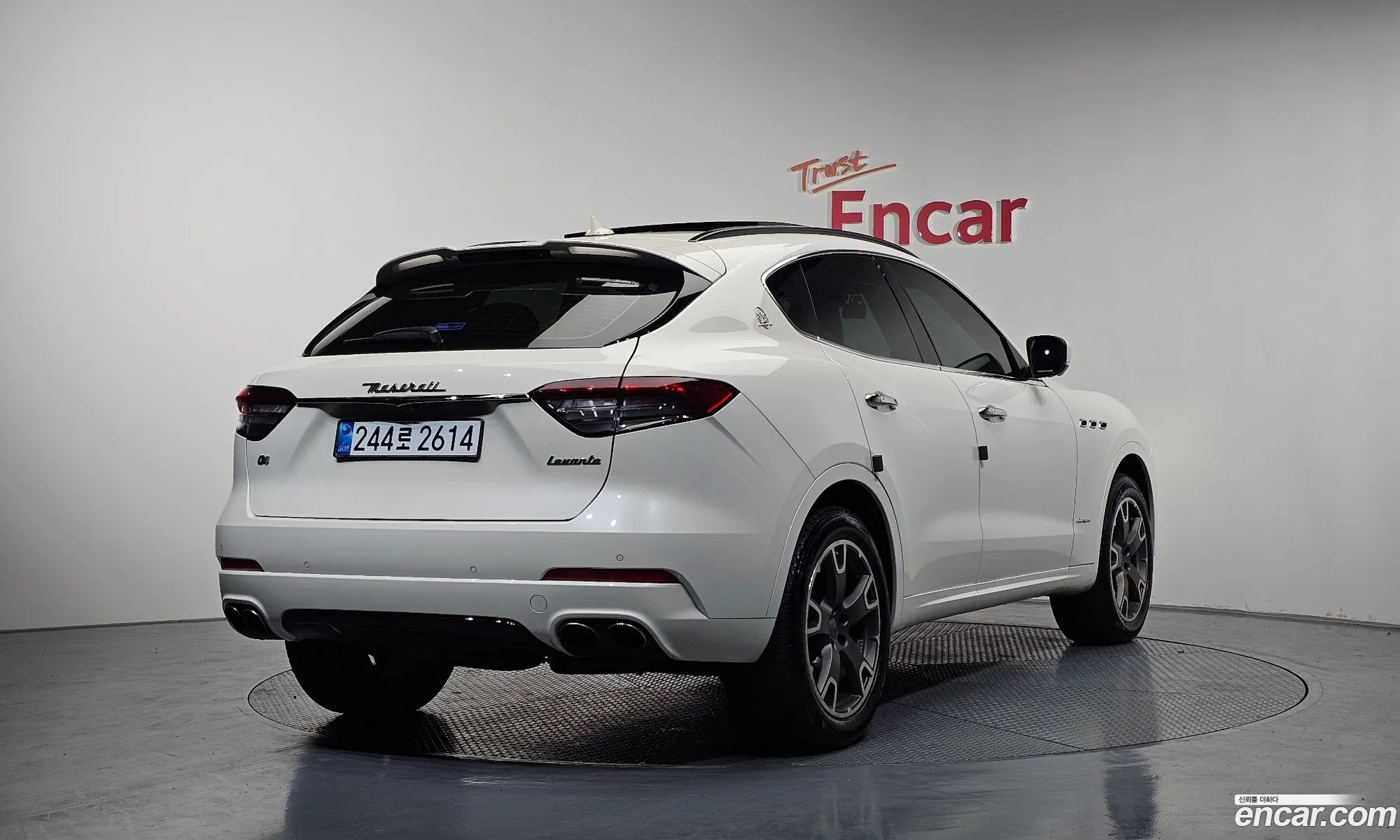 Maserati Levante 2018 — 12