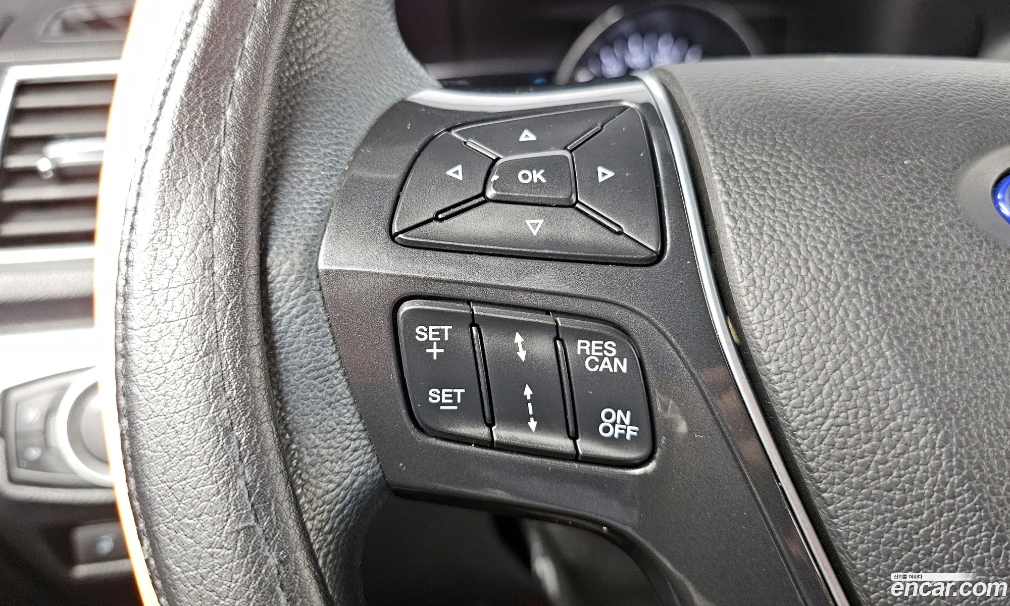 Ford Explorer 2017 1FM5K8FH4HGD32422 — 19