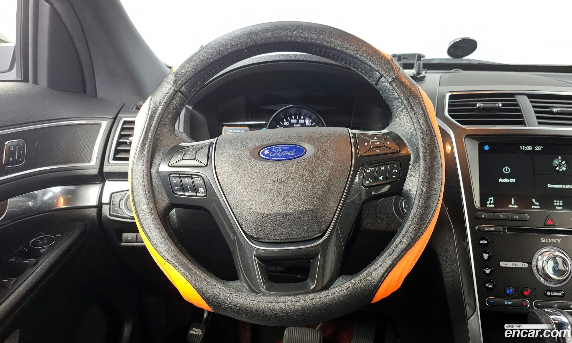 Ford Explorer 2017 1FM5K8FH4HGD32422 — 6