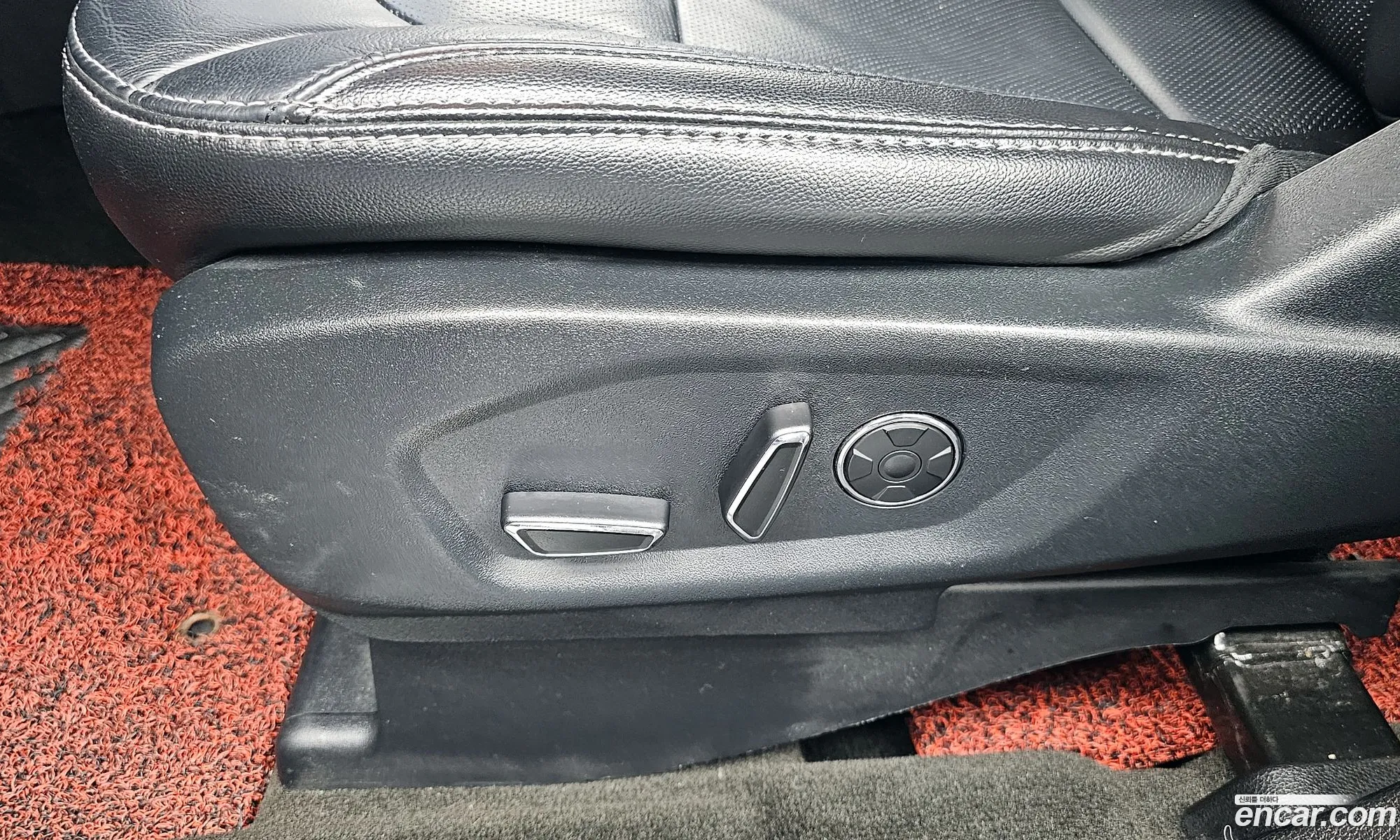 Ford Explorer 2017 1FM5K8FH4HGD32422 — 16