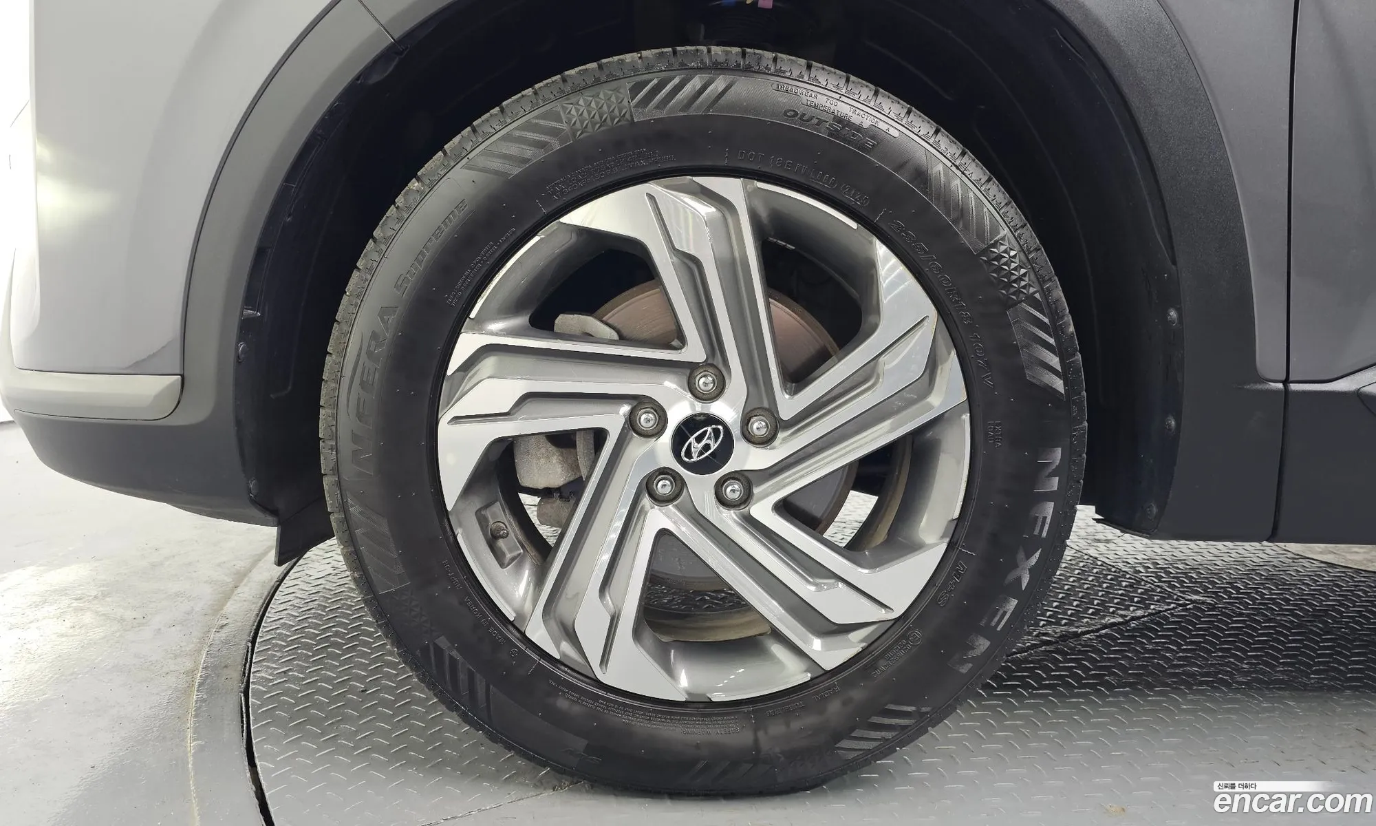 Hyundai Santa Fe 2023 — 4