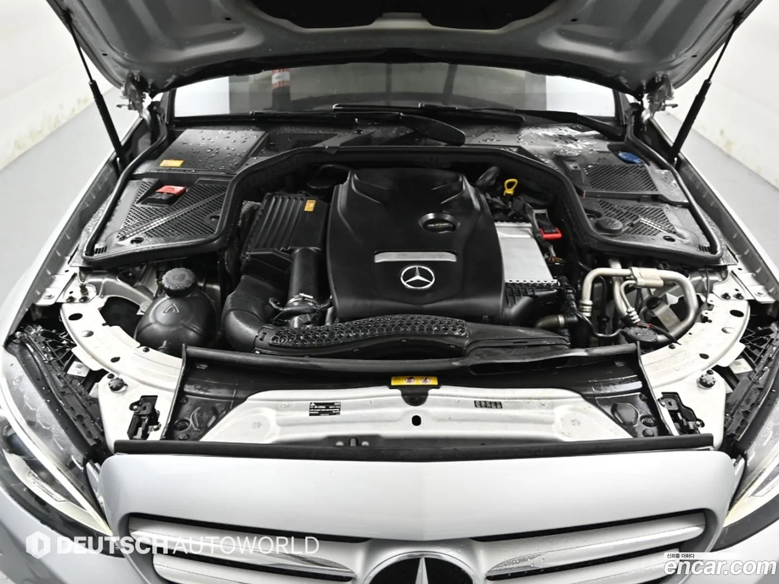 Mercedes-Benz C-Class W205 2014 — 17