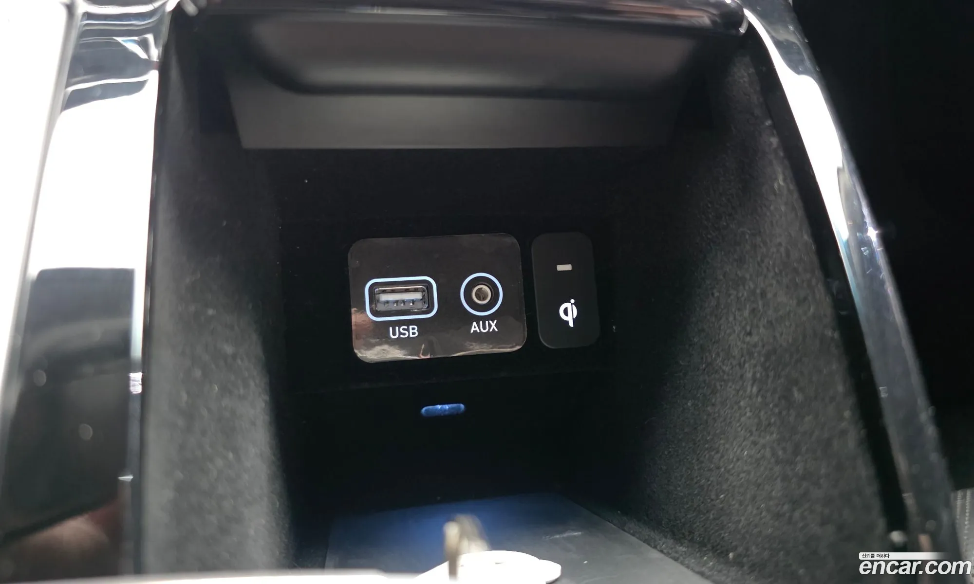 Genesis EQ900 2016 — 18