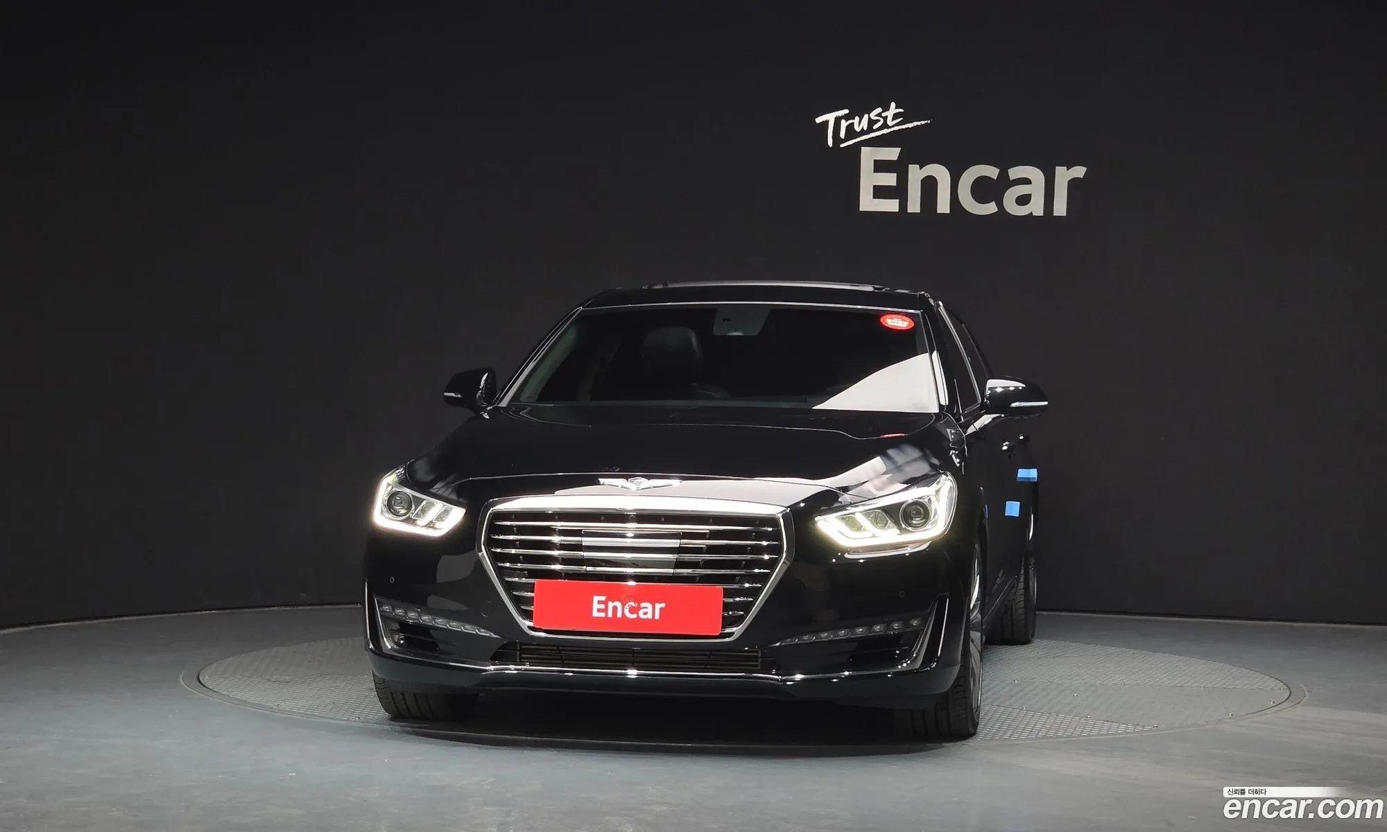 Genesis EQ900 2016 — 24