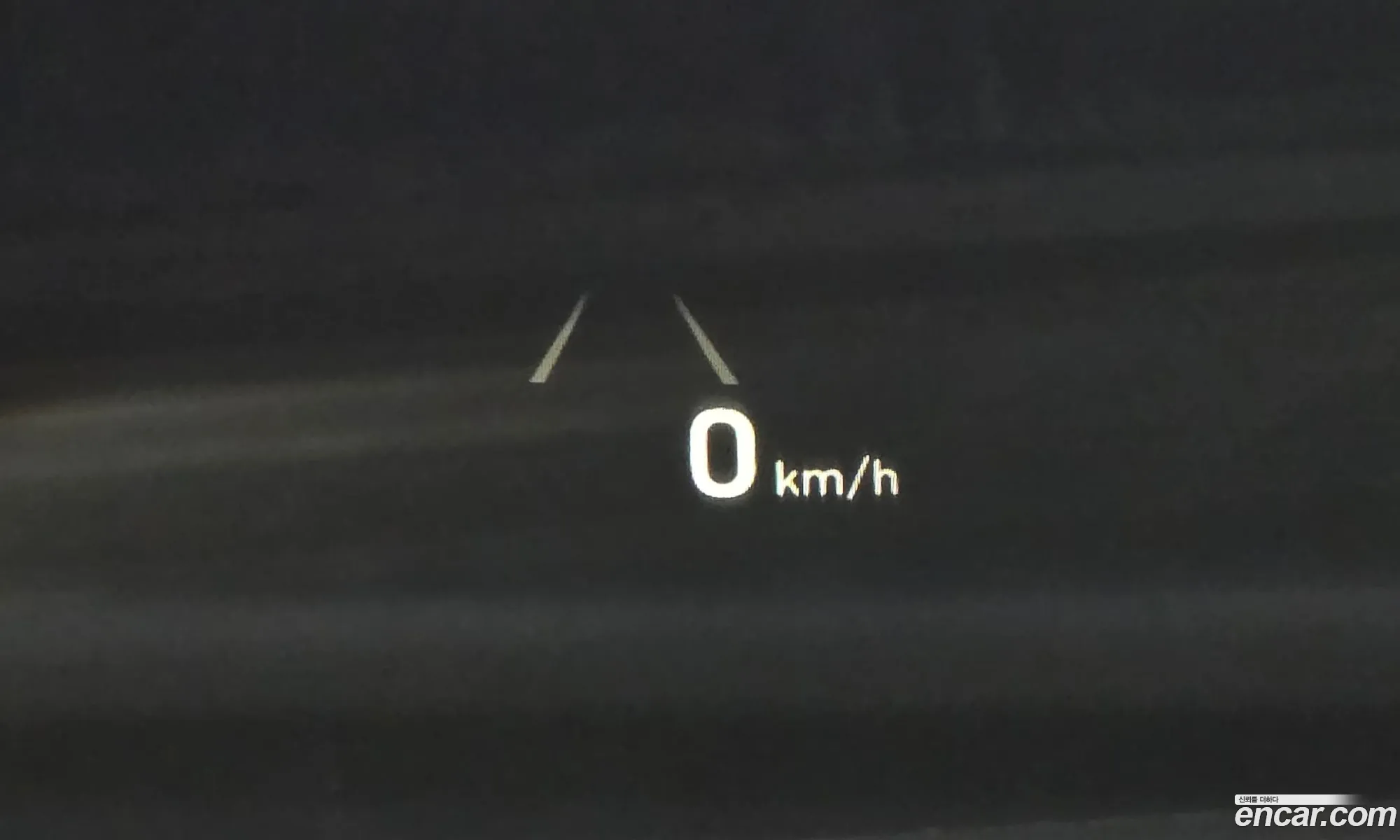 Genesis EQ900 2016 — 10