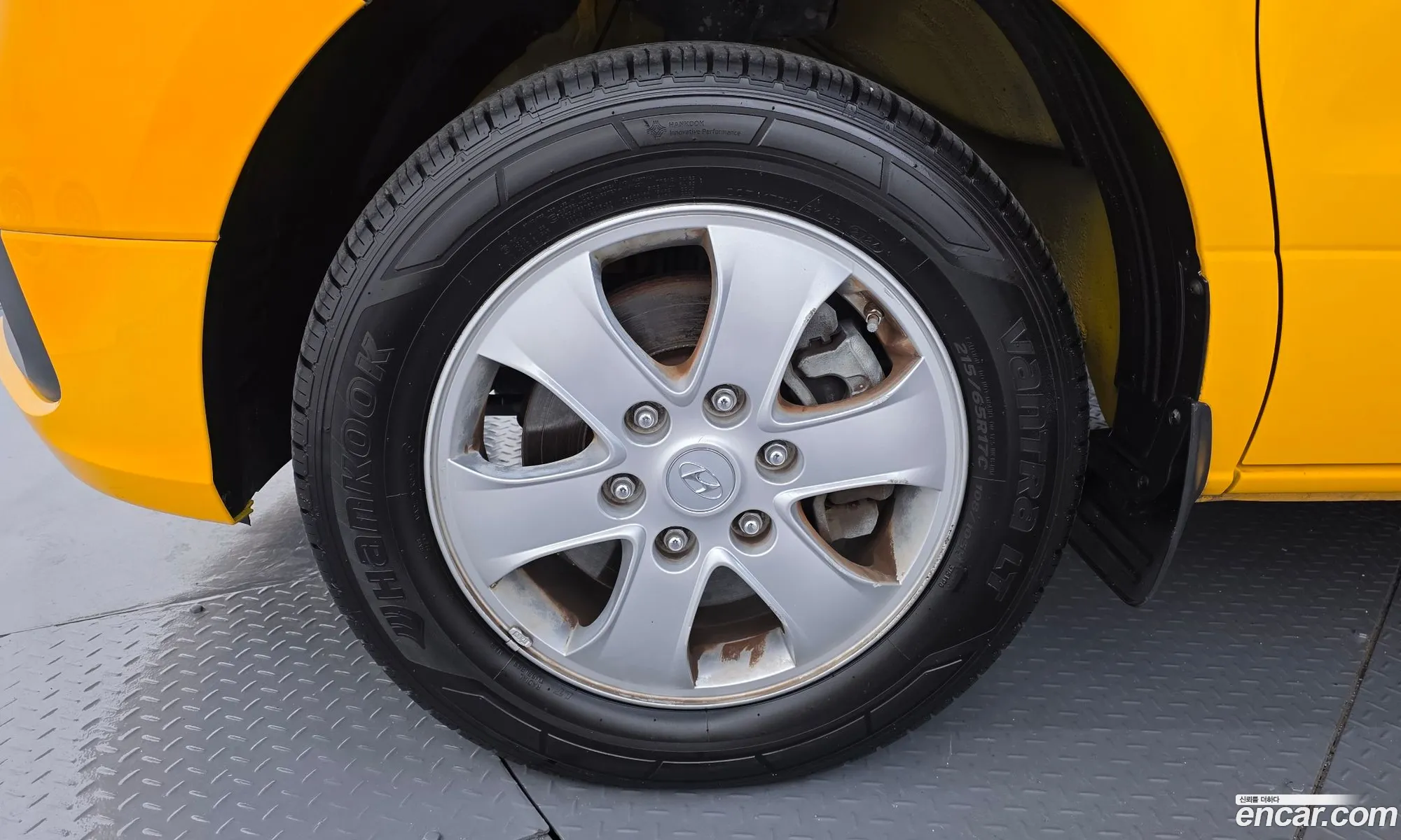 Hyundai Grand Starex 2018 — 13