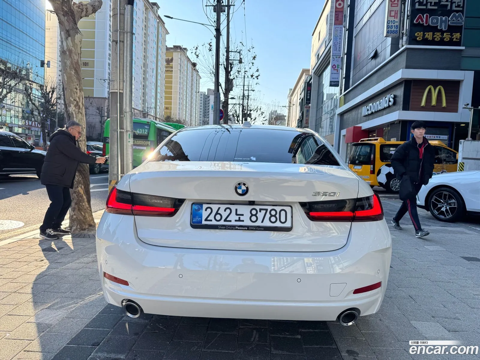 BMW 3 Series 2025 — 9