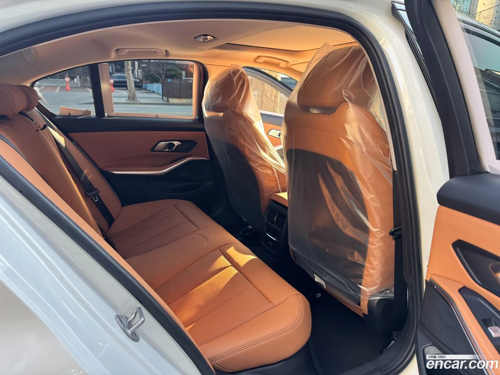 BMW 3 Series 2025 — 11