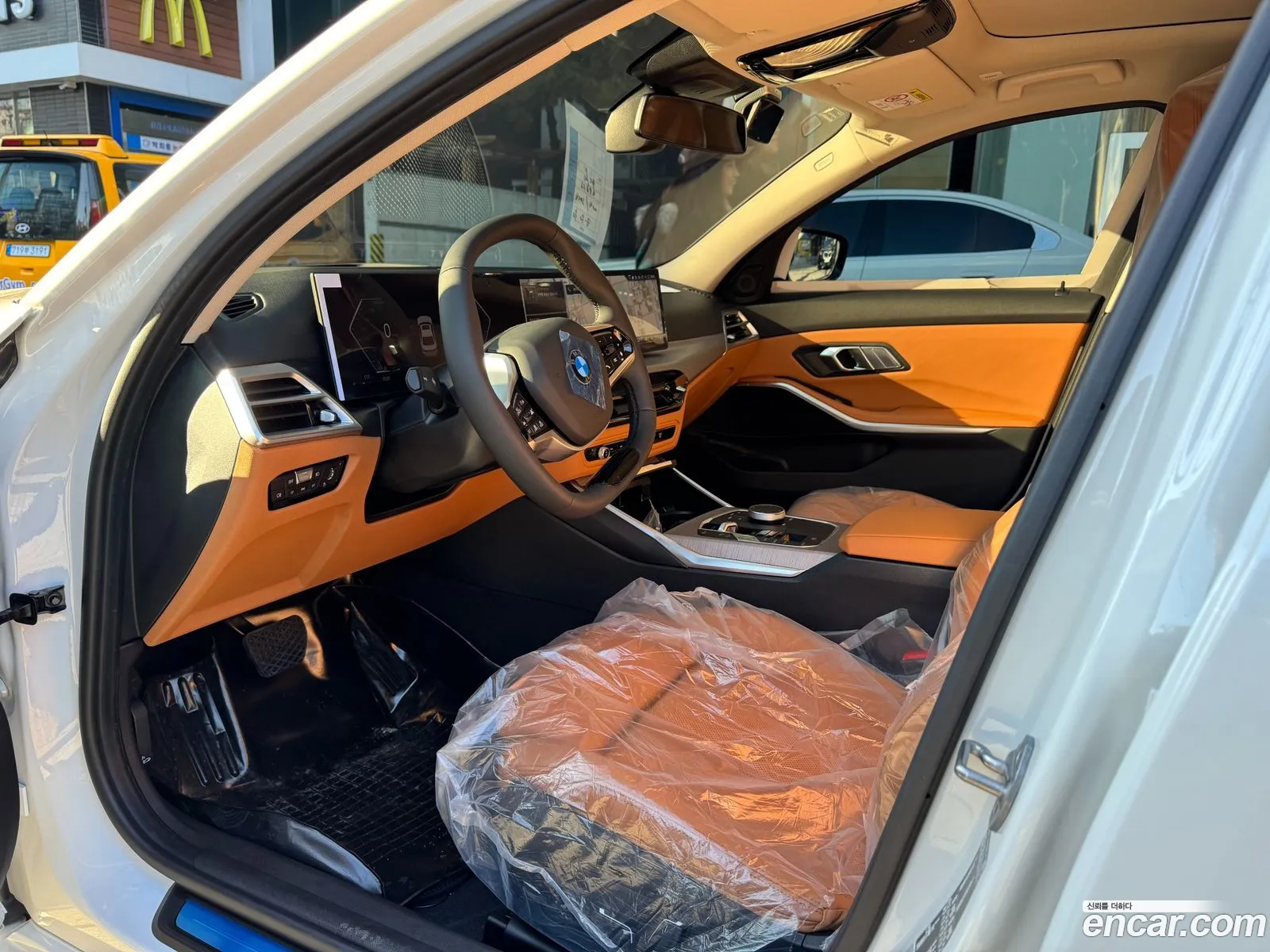 BMW 3 Series 2025 — 13