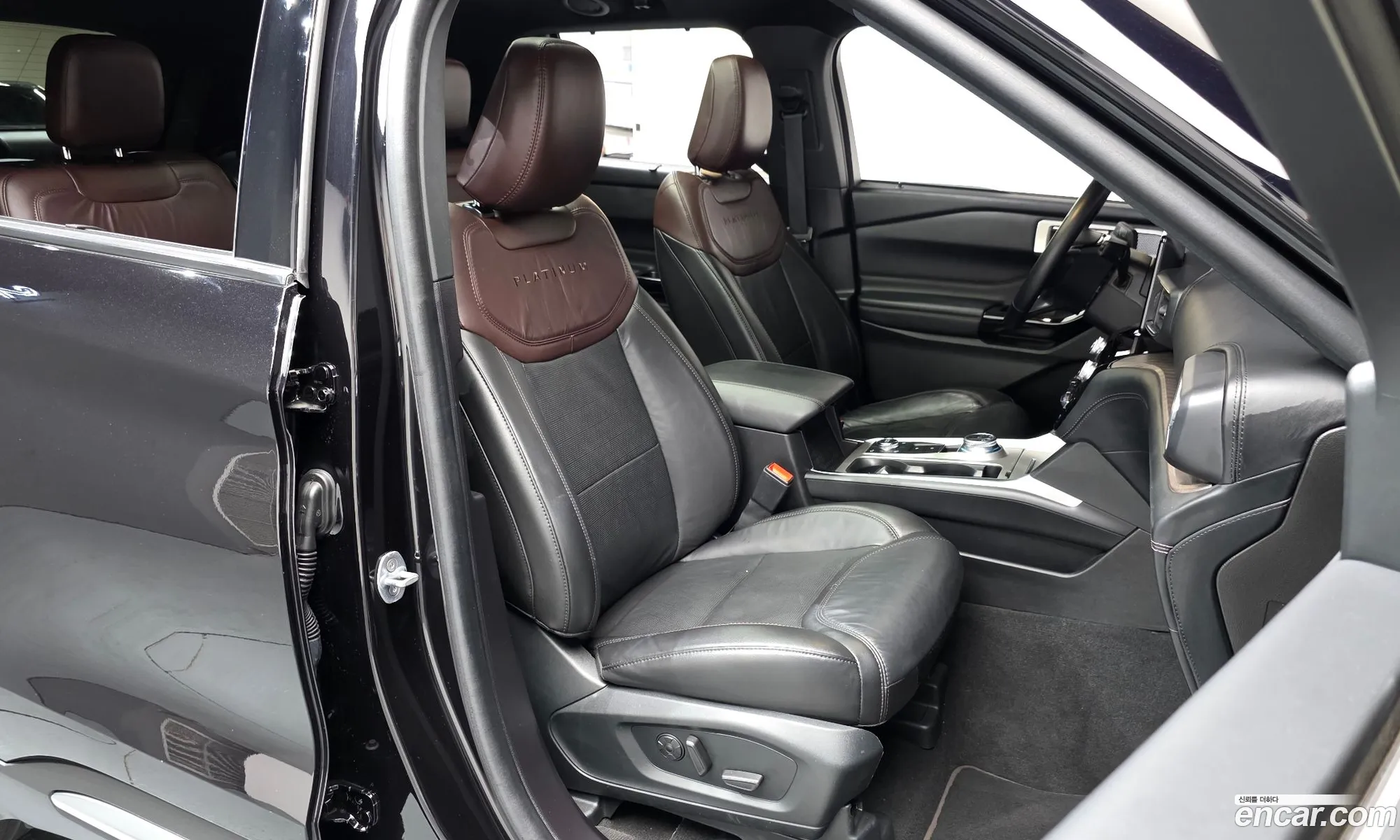 Ford Explorer 6th Gen 2022 1FM5K8HC3NGC1E578 — 28