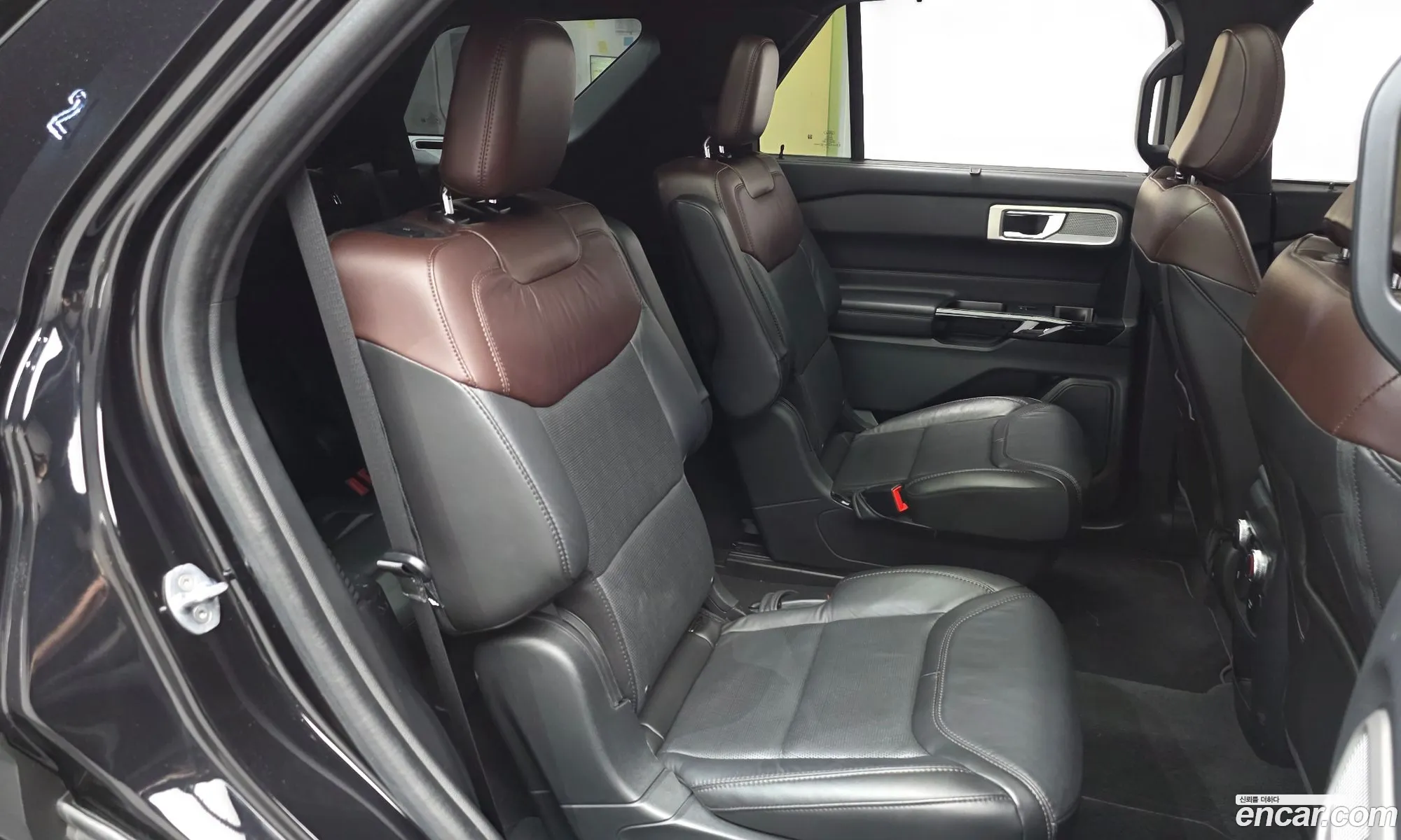 Ford Explorer 6th Gen 2022 1FM5K8HC3NGC1E578 — 31