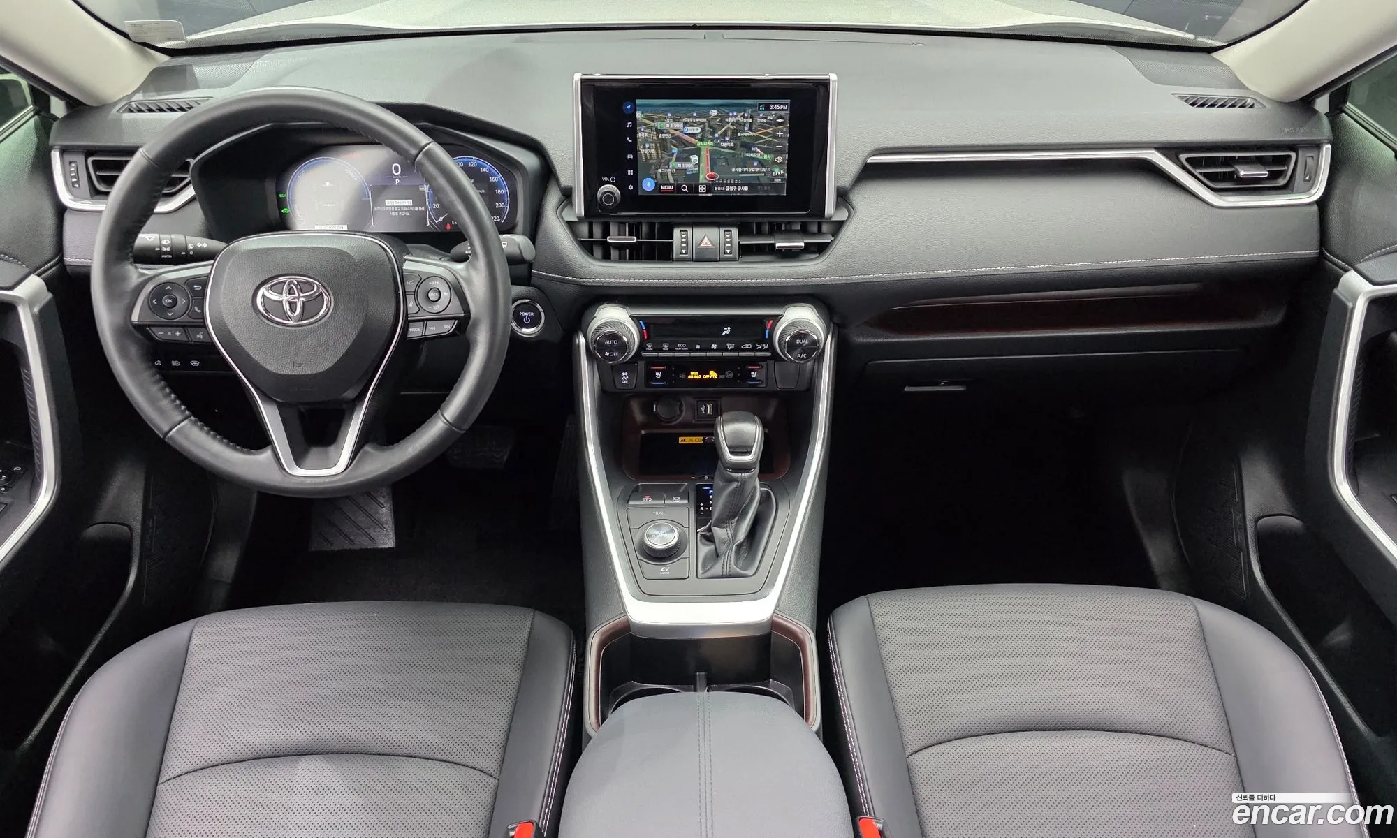 Toyota RAV4 2024 — 25