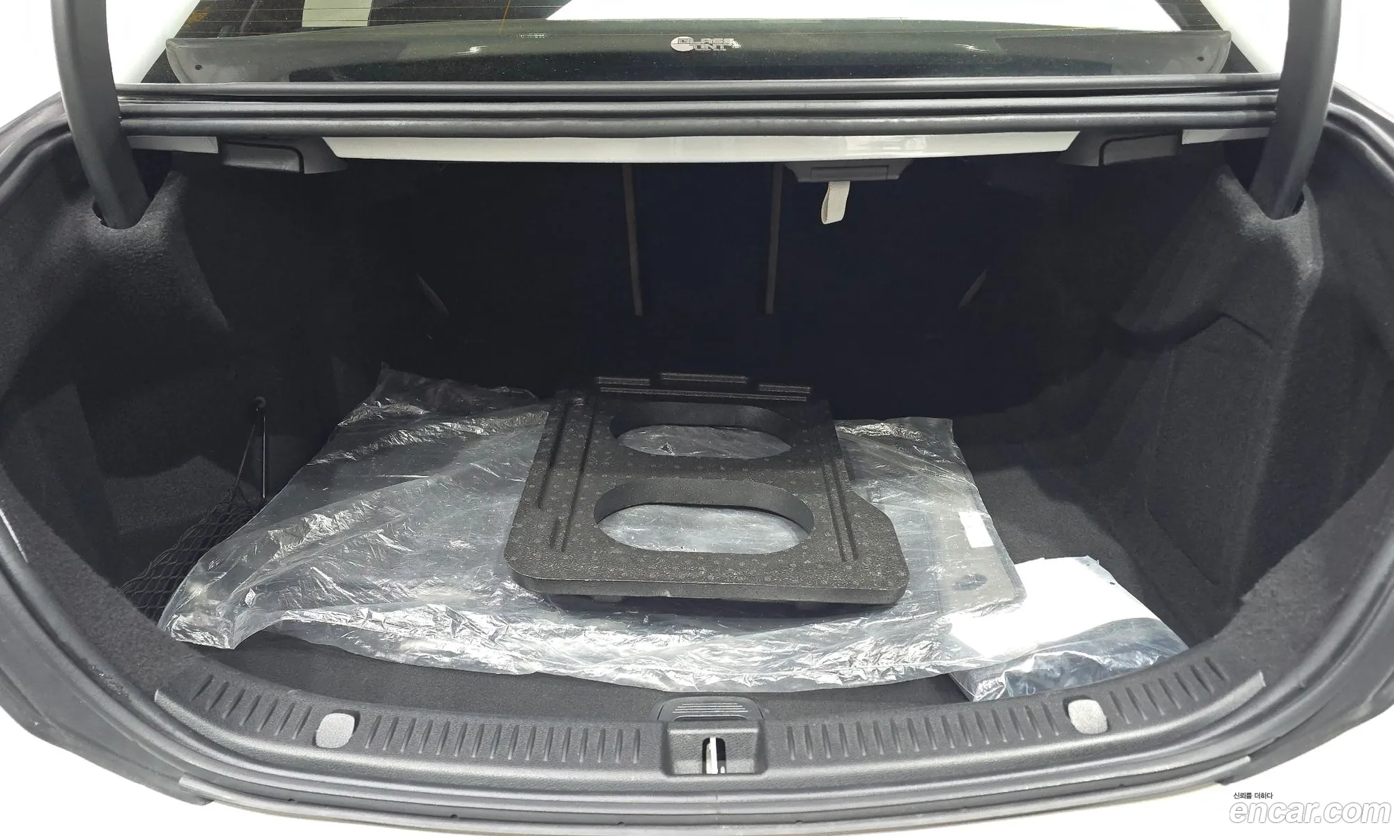 Mercedes-Benz E-Class W213 2020 — 25