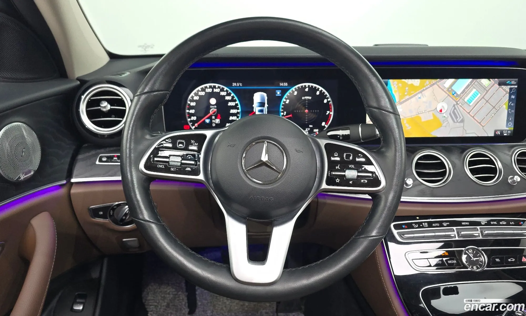 Mercedes-Benz E-Class W213 2020 — 30