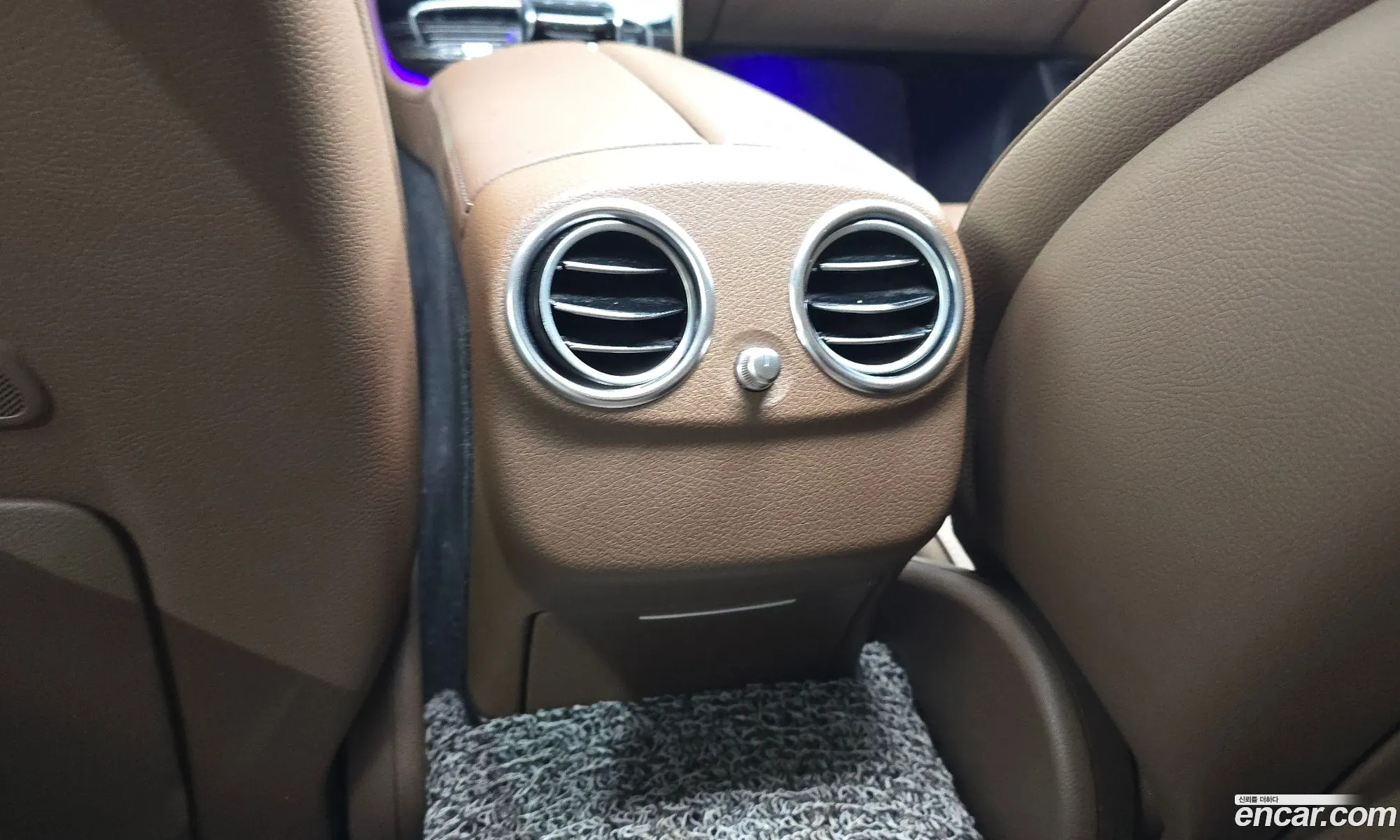 Mercedes-Benz E-Class W213 2020 — 18