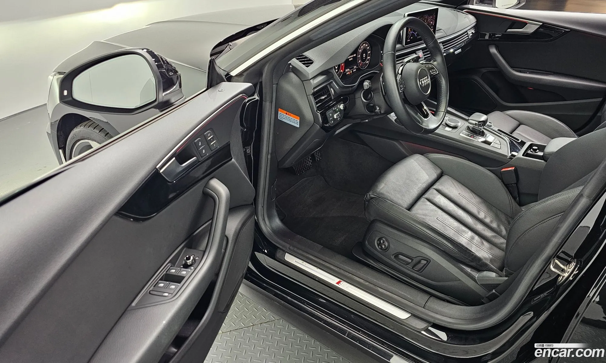 Audi A5 2019 WAUZZZF51KA069620 — 12