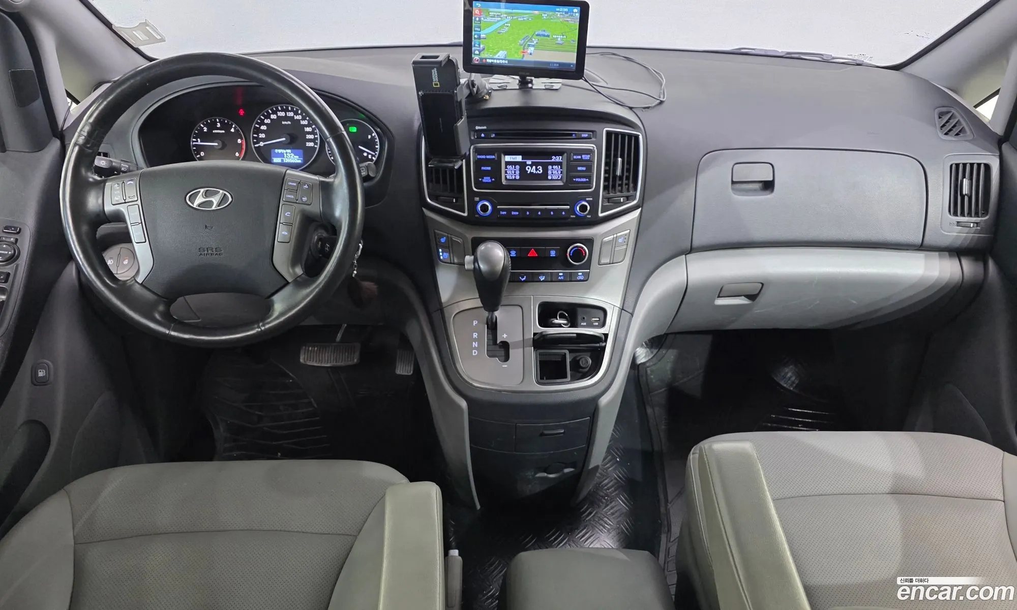 Hyundai Grand Starex 2019 — 12