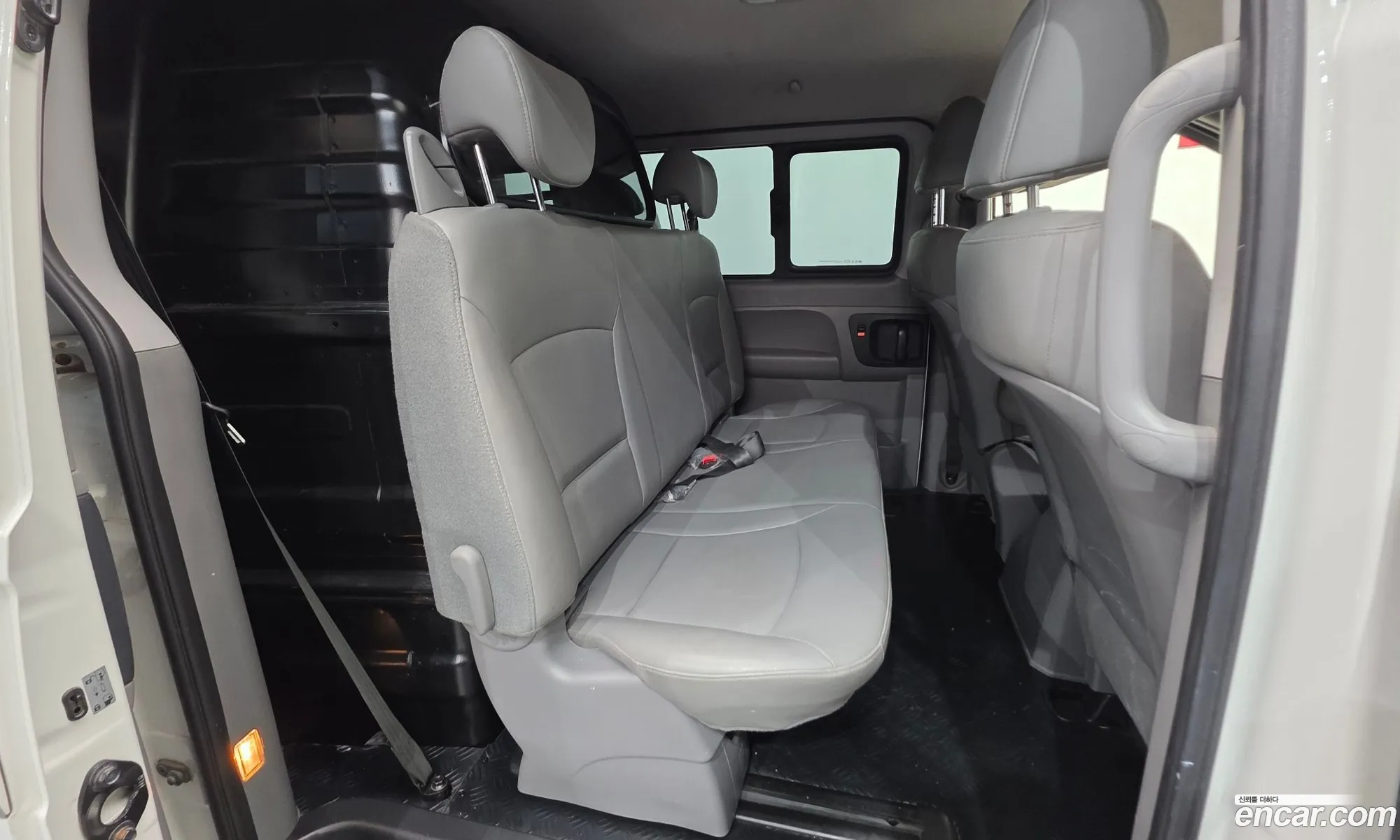 Hyundai Grand Starex 2019 — 13