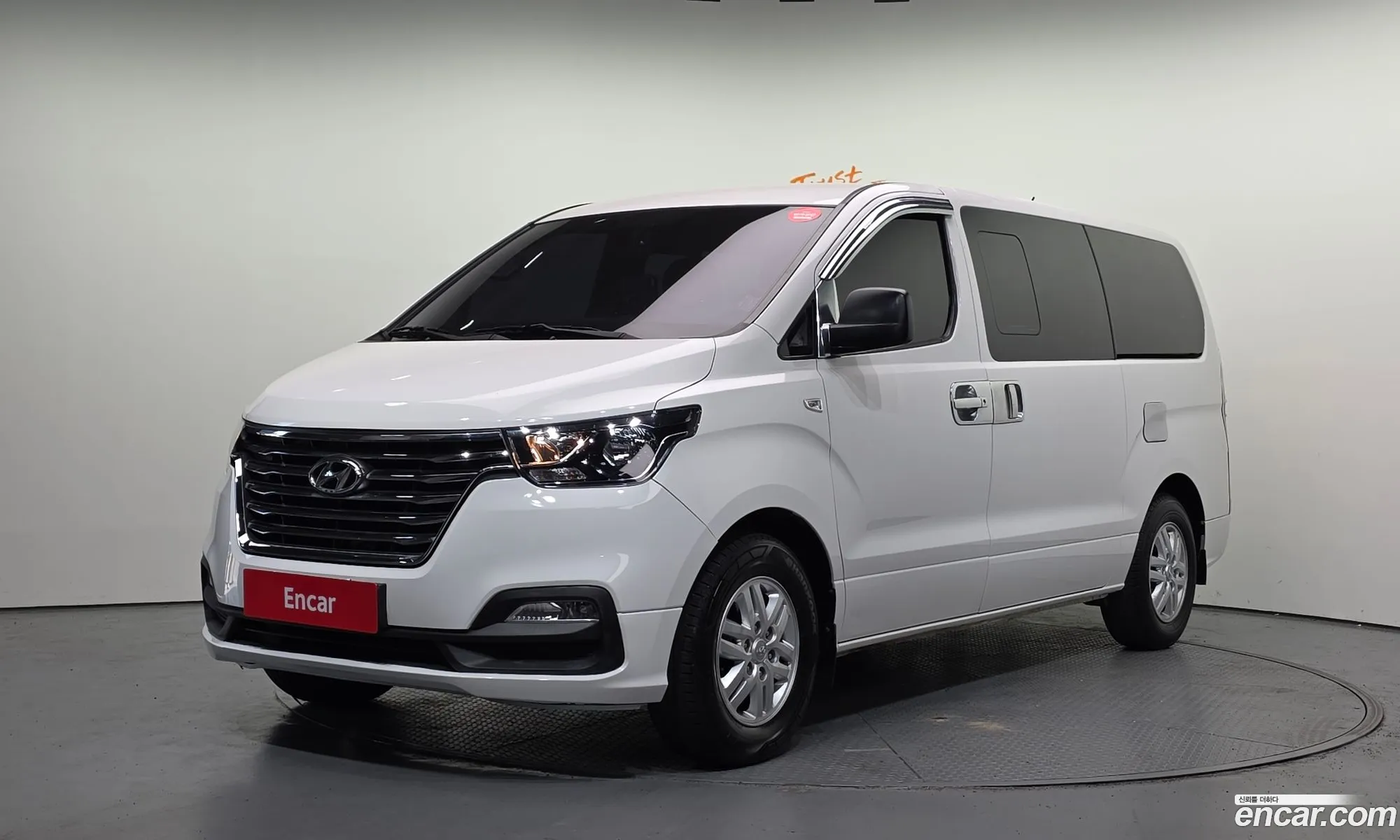 Hyundai Grand Starex 2019 — 20