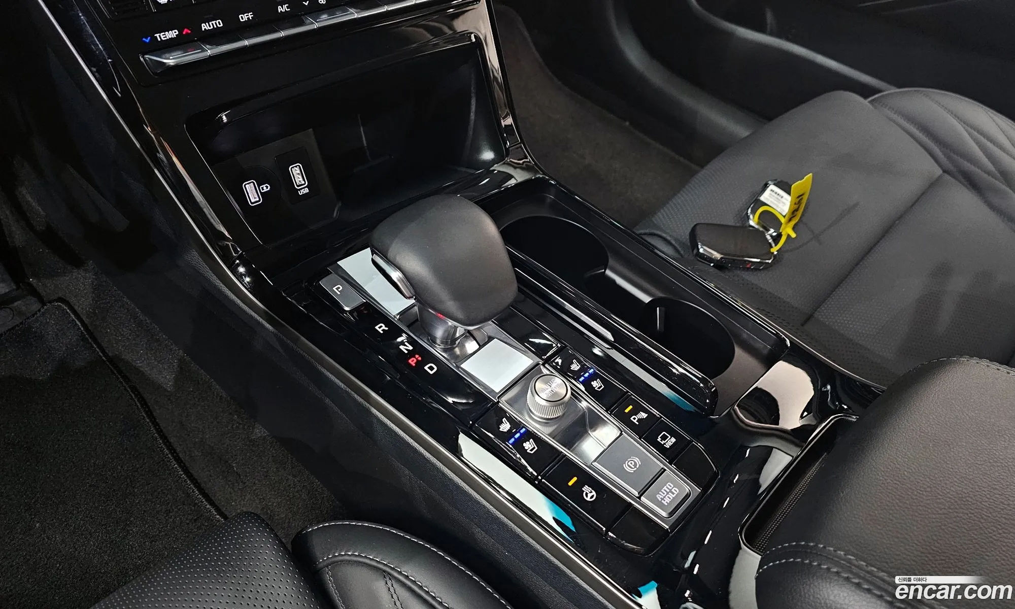Kia K7 Premier 2019 — 21