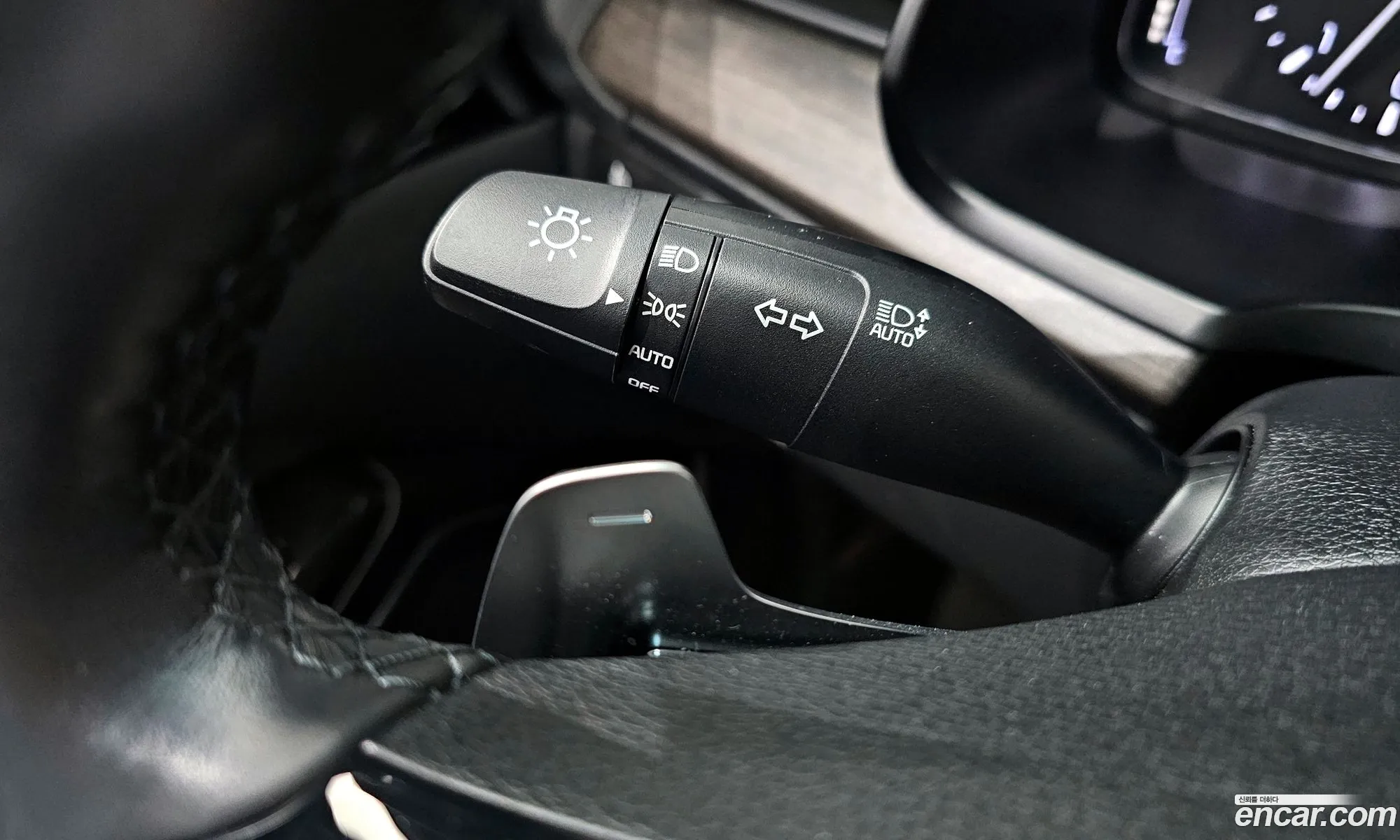 Kia K7 Premier 2019 — 16