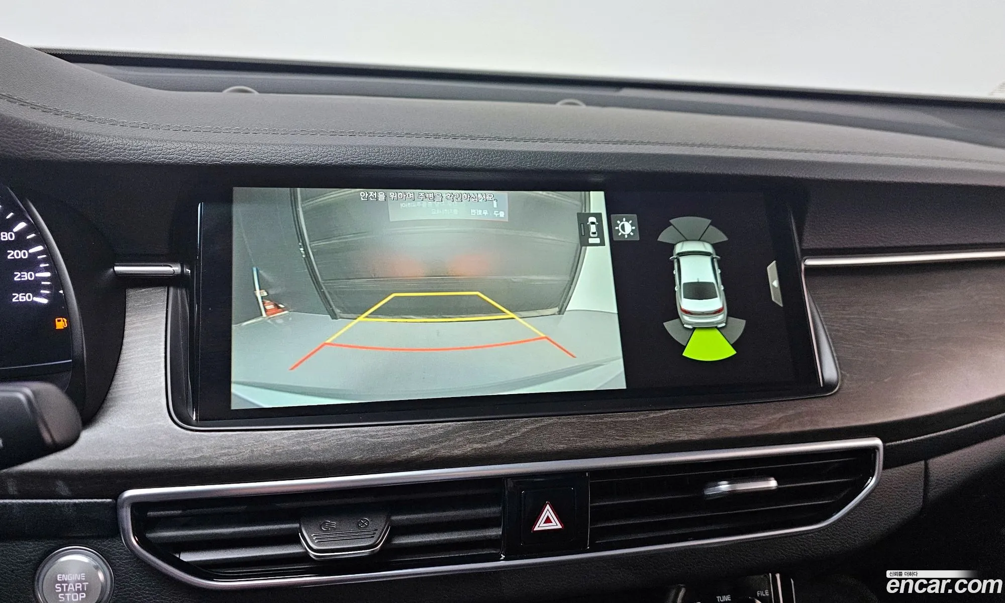 Kia K7 Premier 2019 — 26