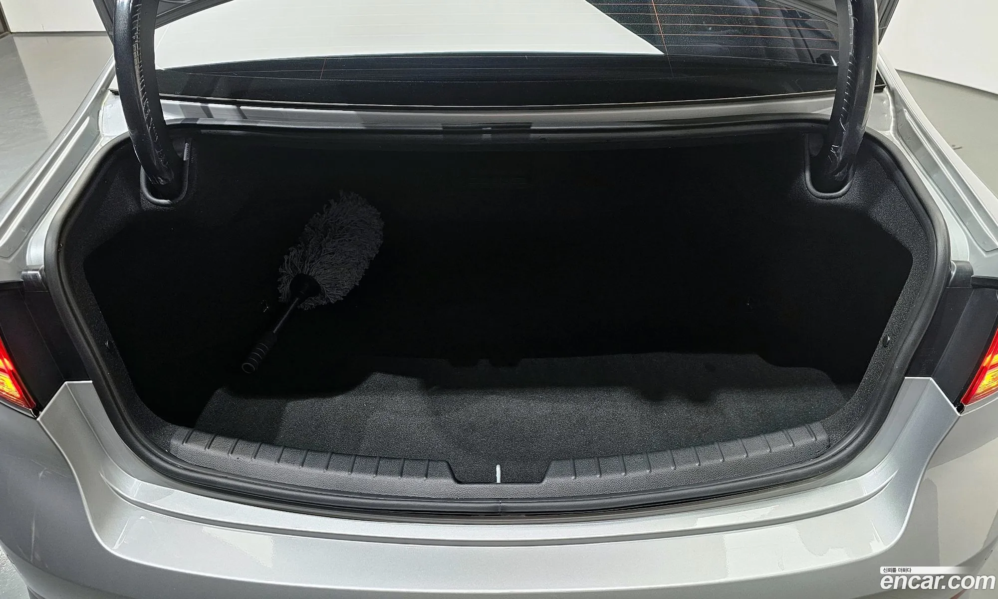 Kia K7 Premier 2019 — 17
