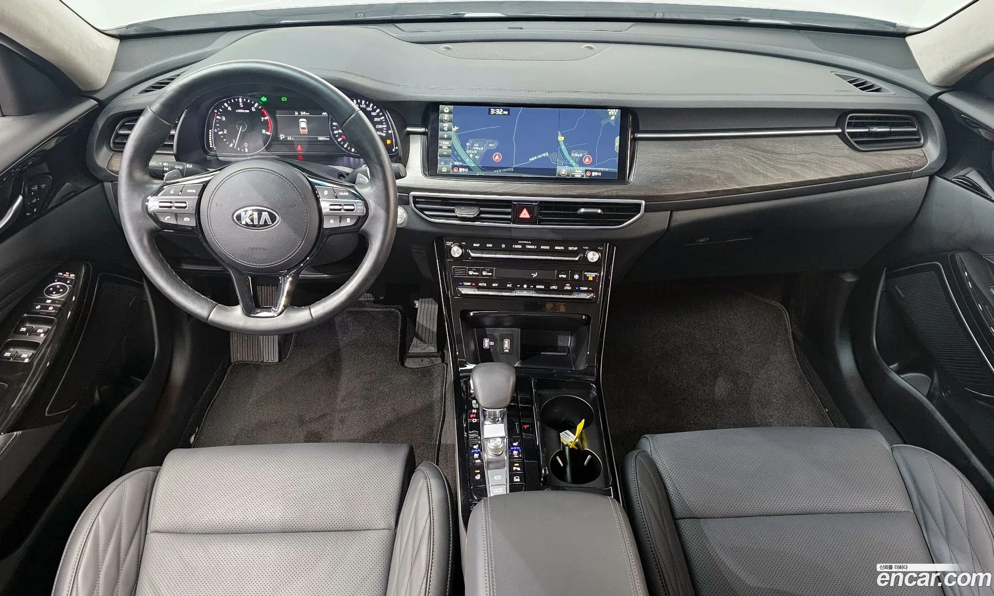 Kia K7 Premier 2019 — 10