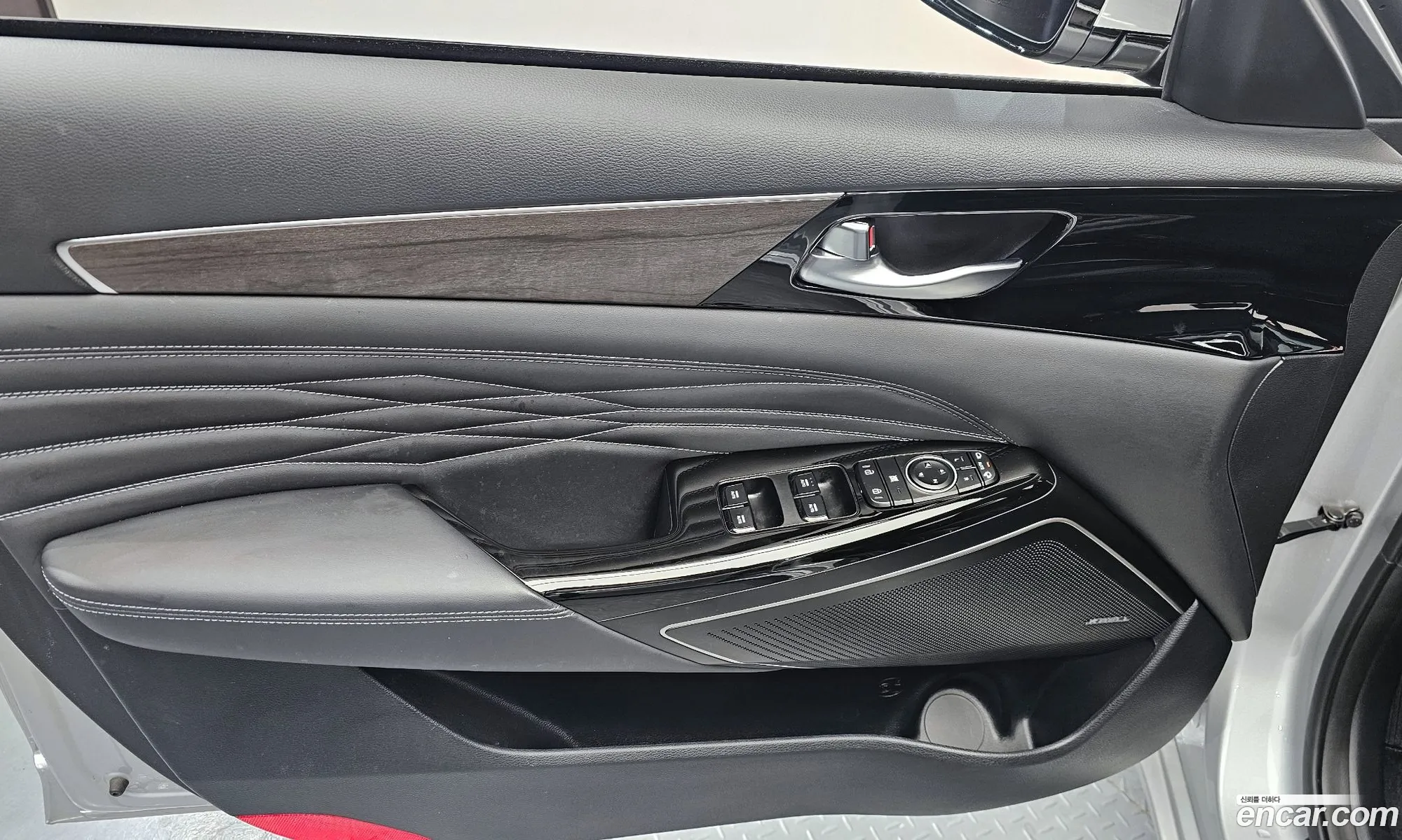 Kia K7 Premier 2019 — 23