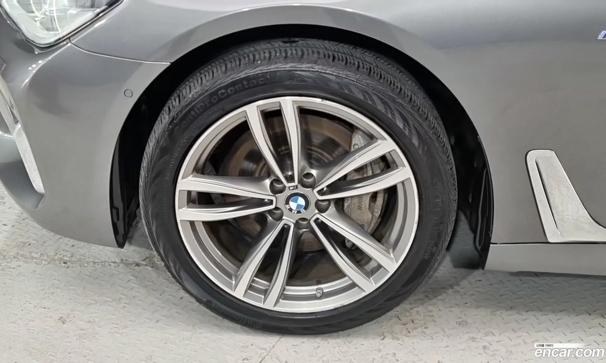 BMW 7 Series 2017 — 8