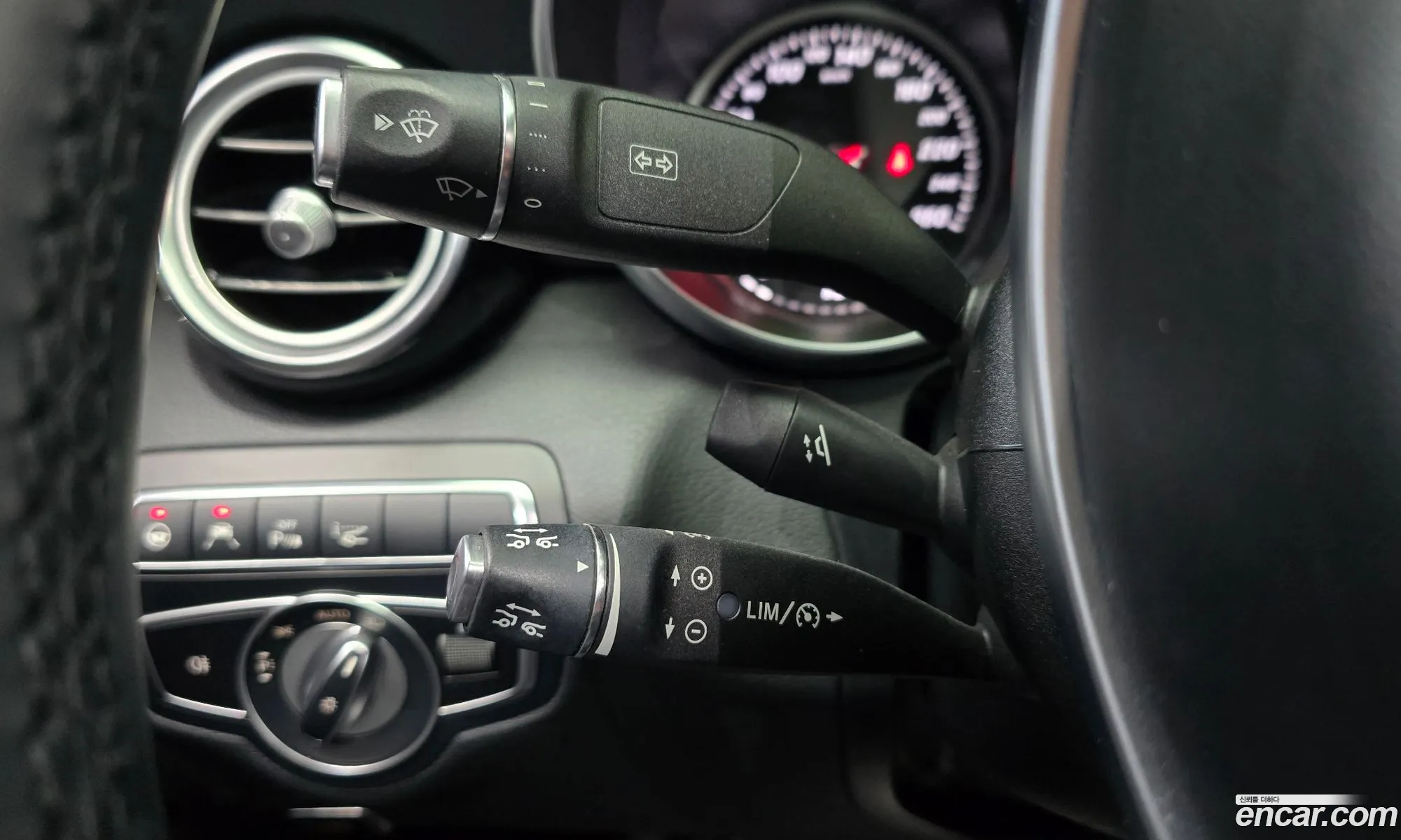 Mercedes-Benz C-Class W205 2018 — 8
