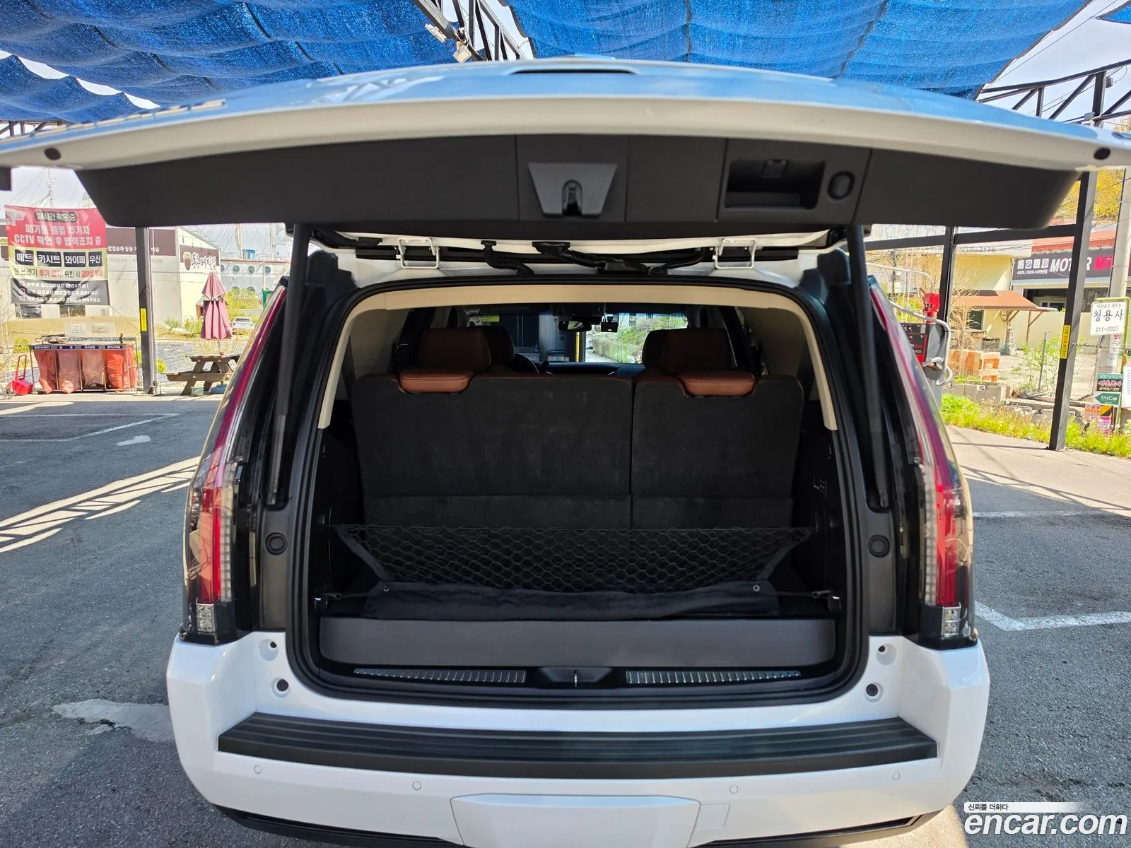 Cadillac Escalade 2018 — 10