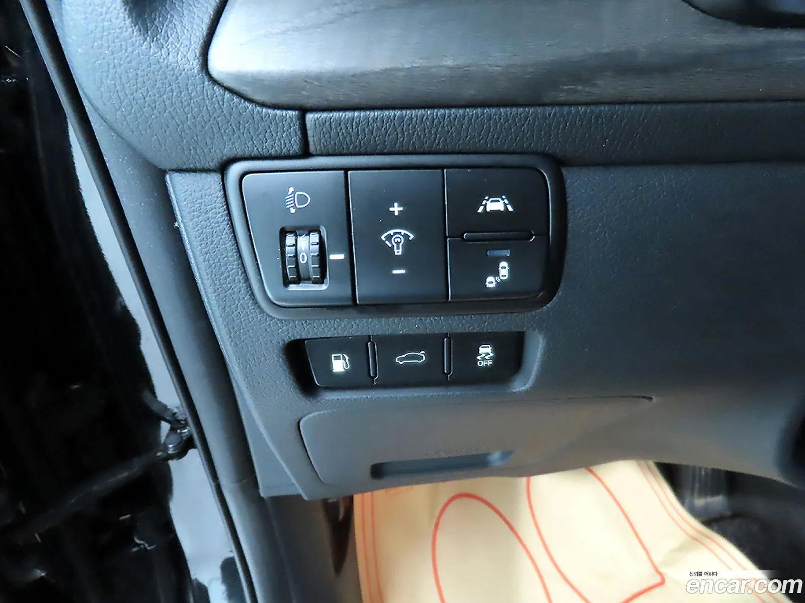 Kia K7 Premier Hybrid 2020 — 20