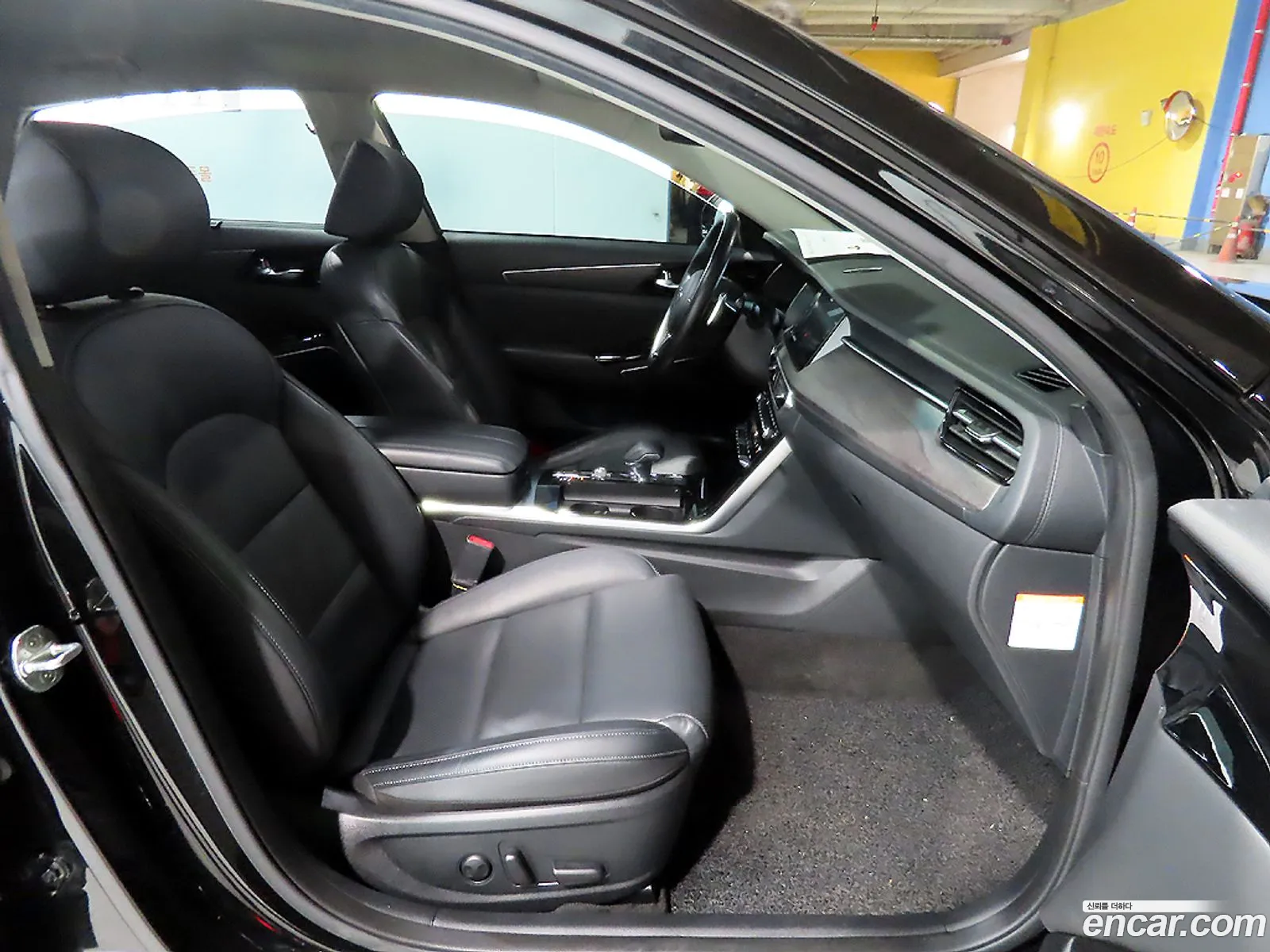 Kia K7 Premier Hybrid 2020 — 12