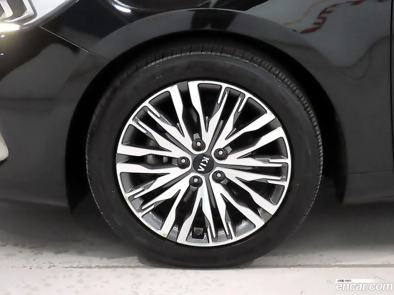Kia K7 Premier Hybrid 2020 — 18