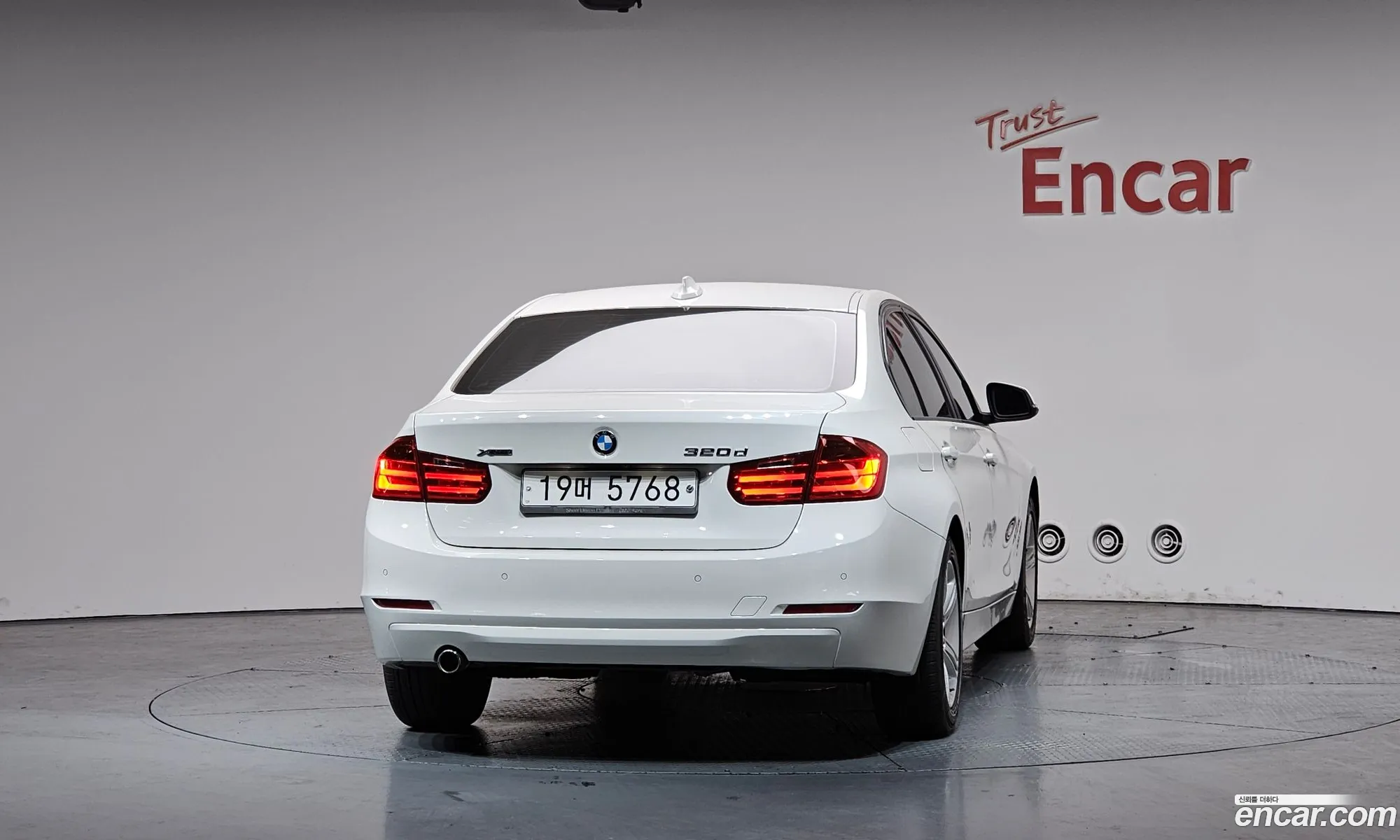 BMW 3 Series 2013 WBA3D5109DF703576 — 24