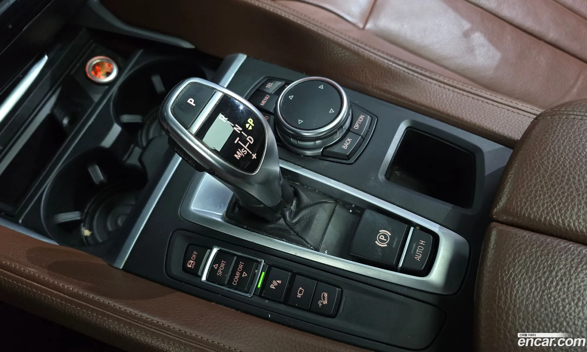 BMW X6 2015 WBAKV2103F0N20817 — 14
