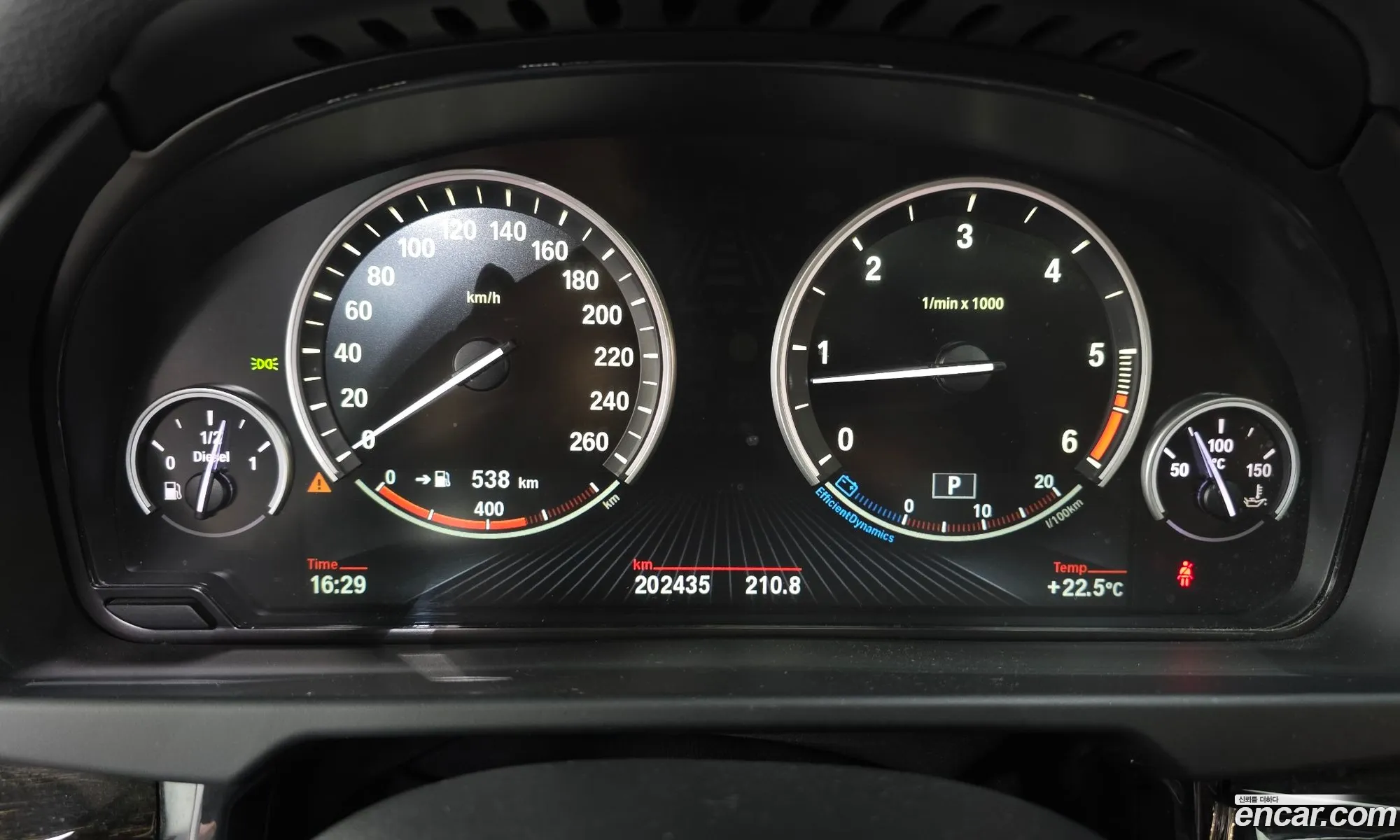 BMW X6 2015 WBAKV2103F0N20817 — 20