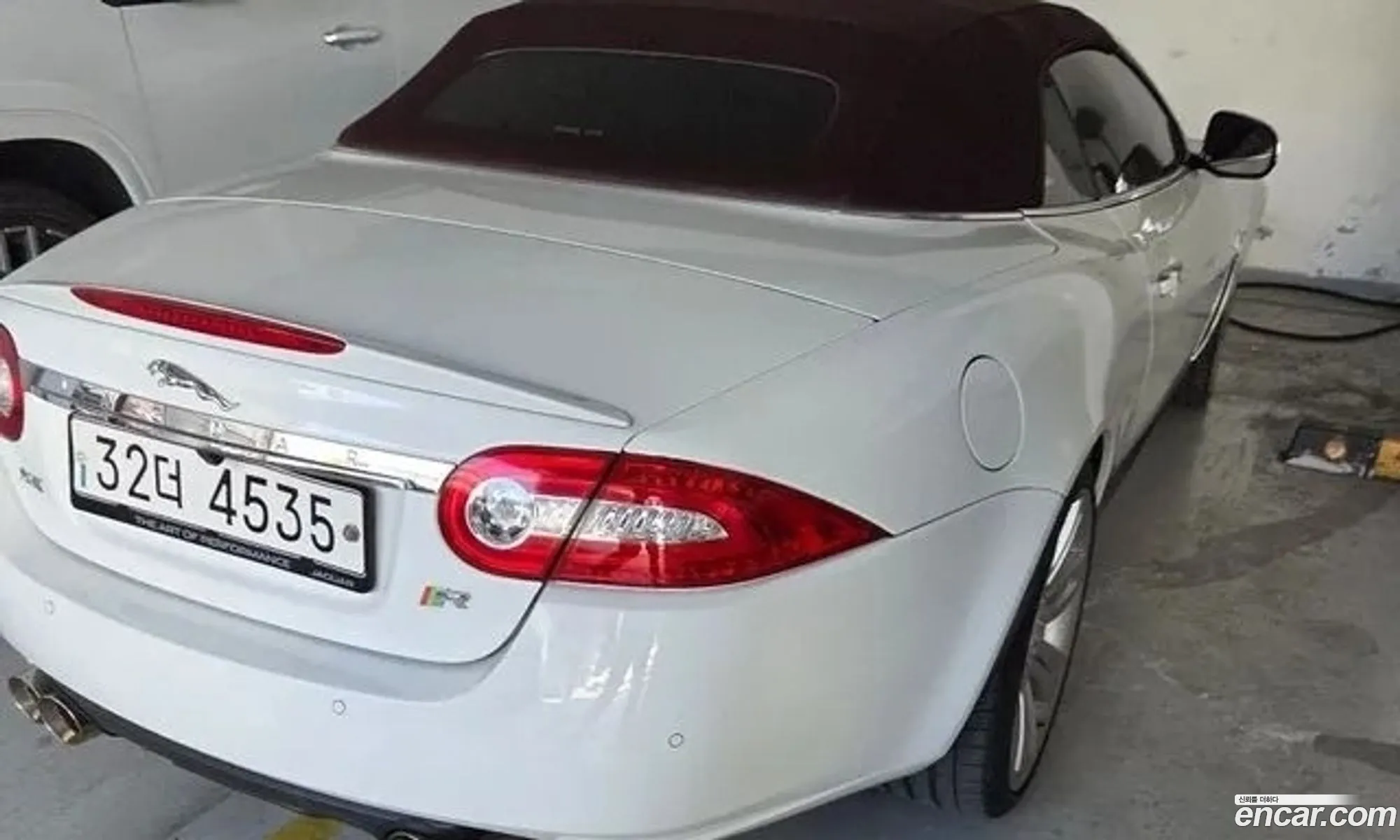 Jaguar XK 2011 — 12