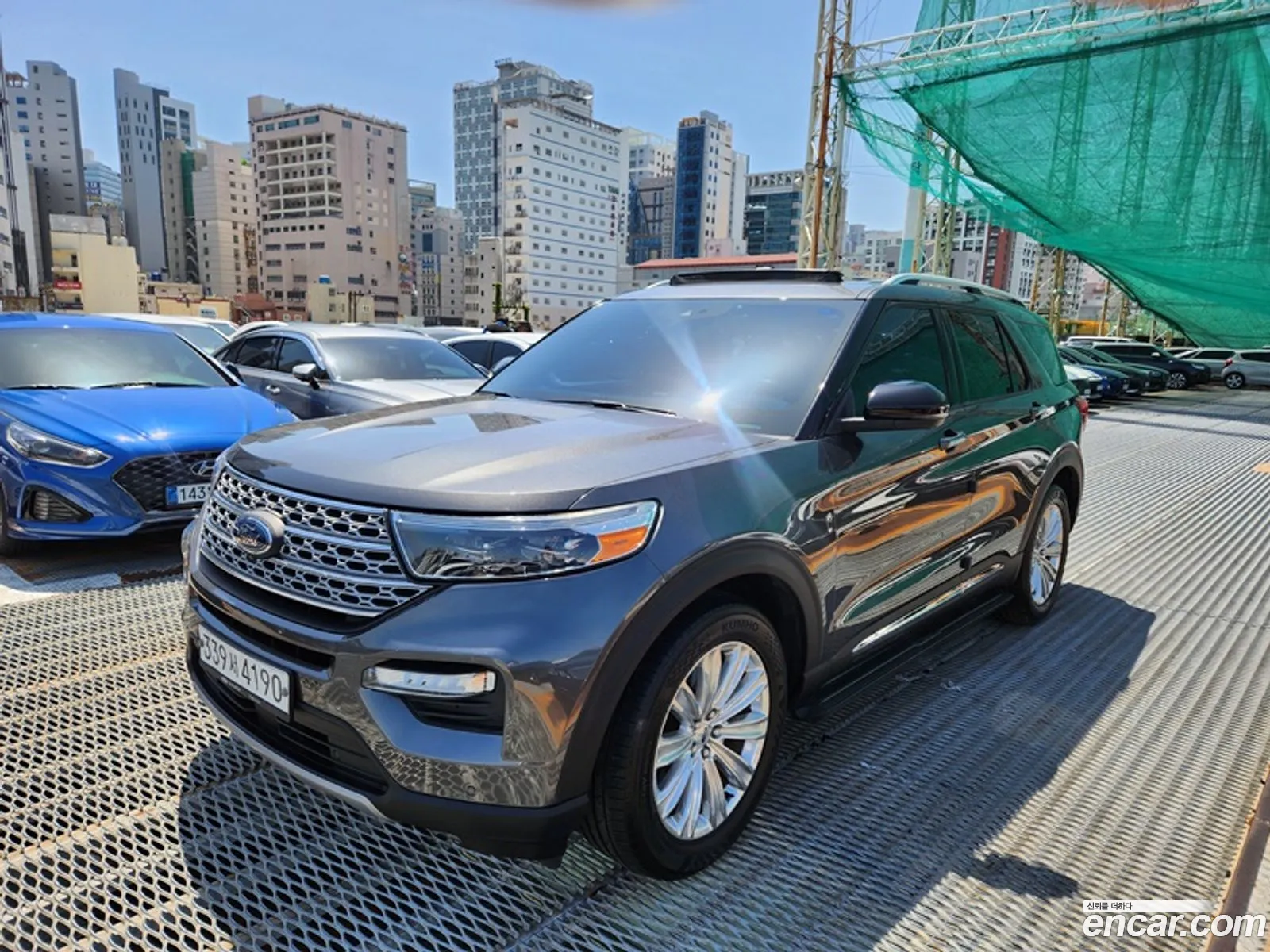 Ford Explorer 6th Gen 2020 — 16