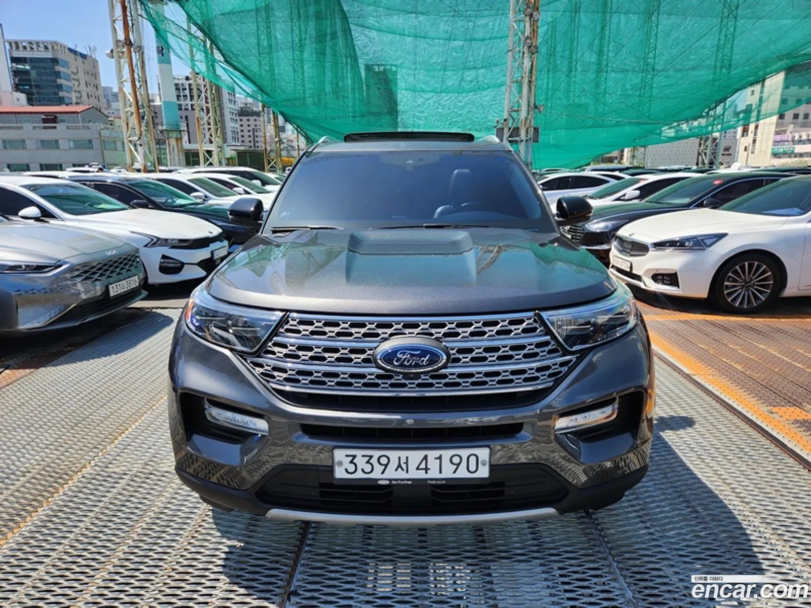 Ford Explorer 6th Gen 2020 — 12