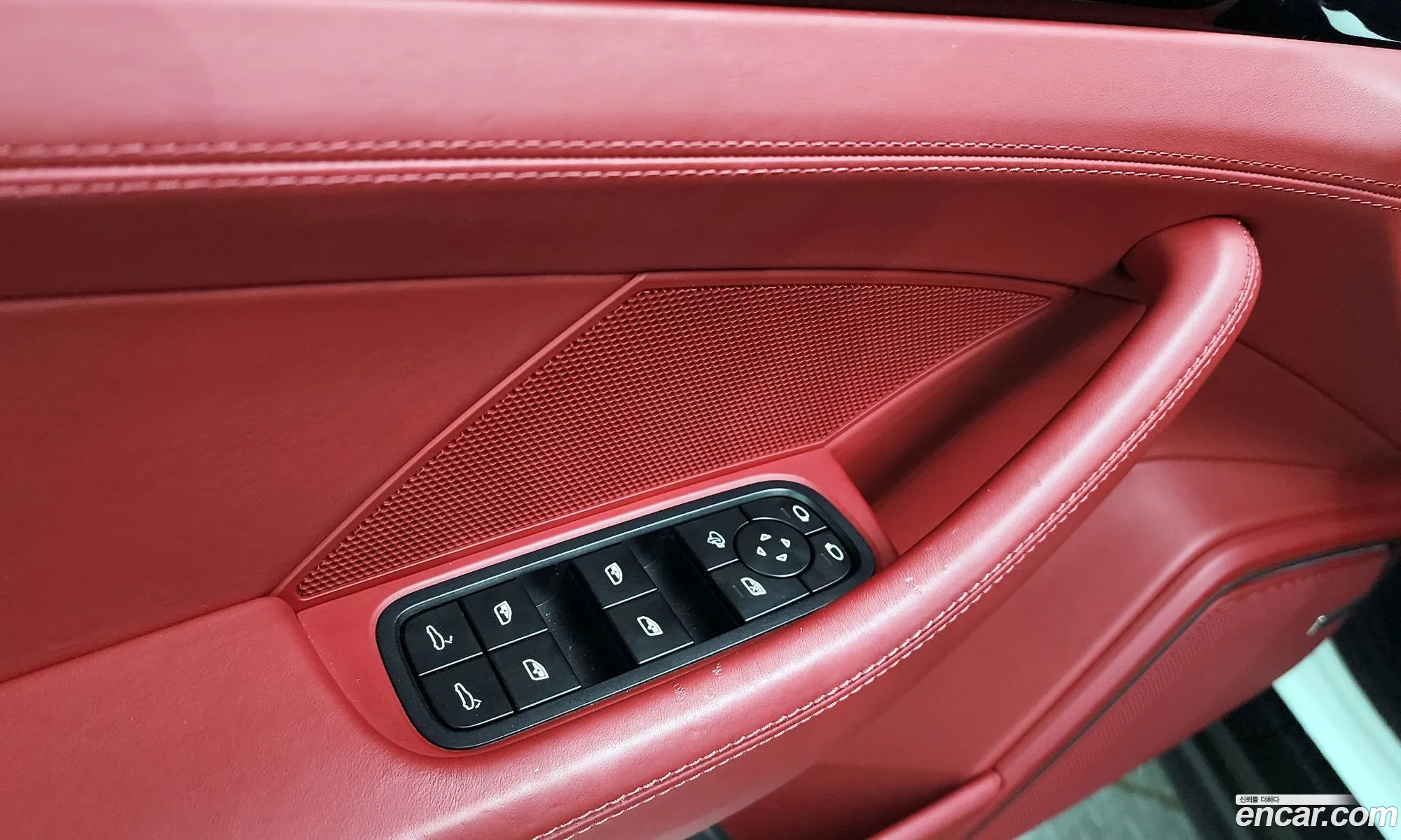 Porsche Panamera 2023 — 17
