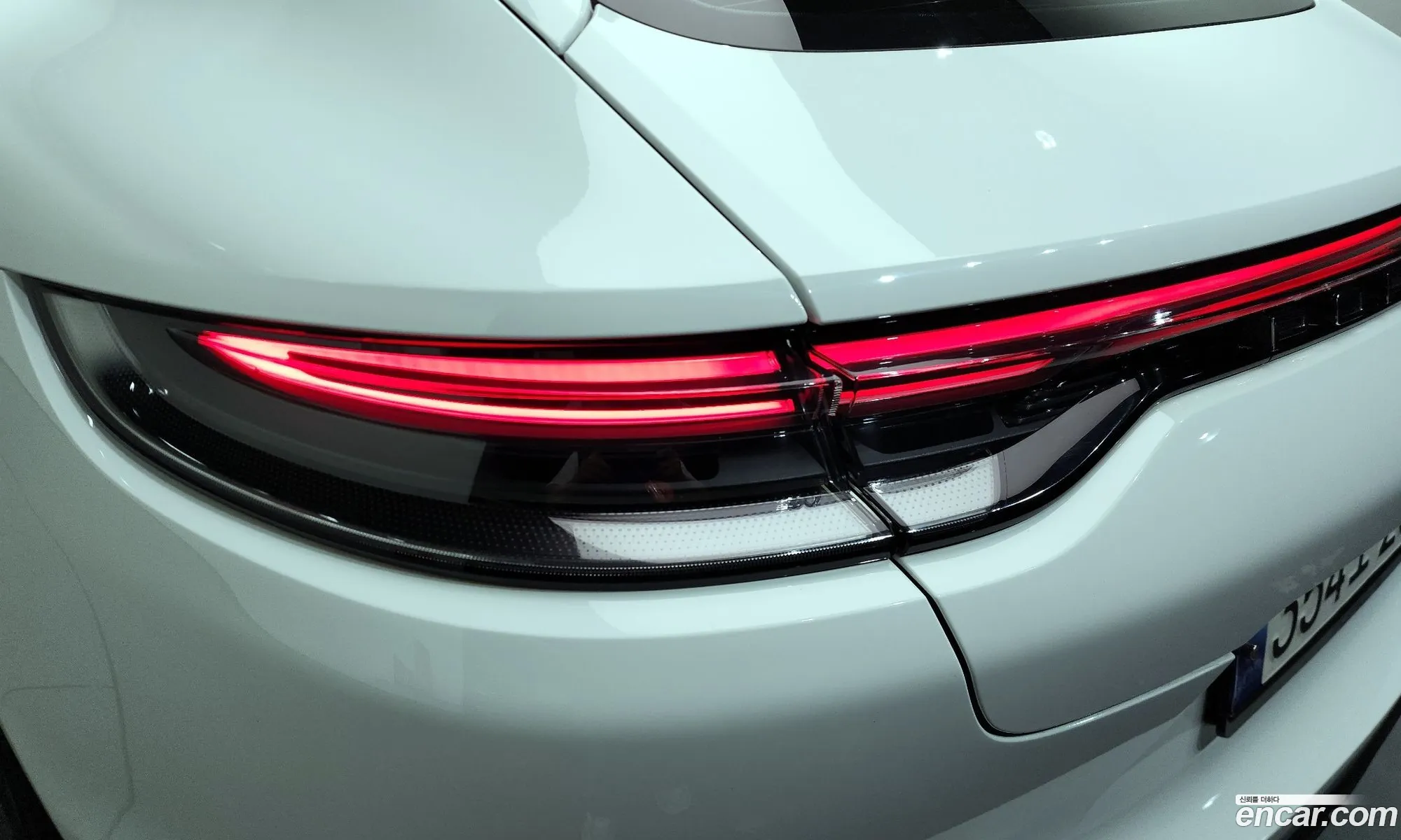 Porsche Panamera 2023 — 22