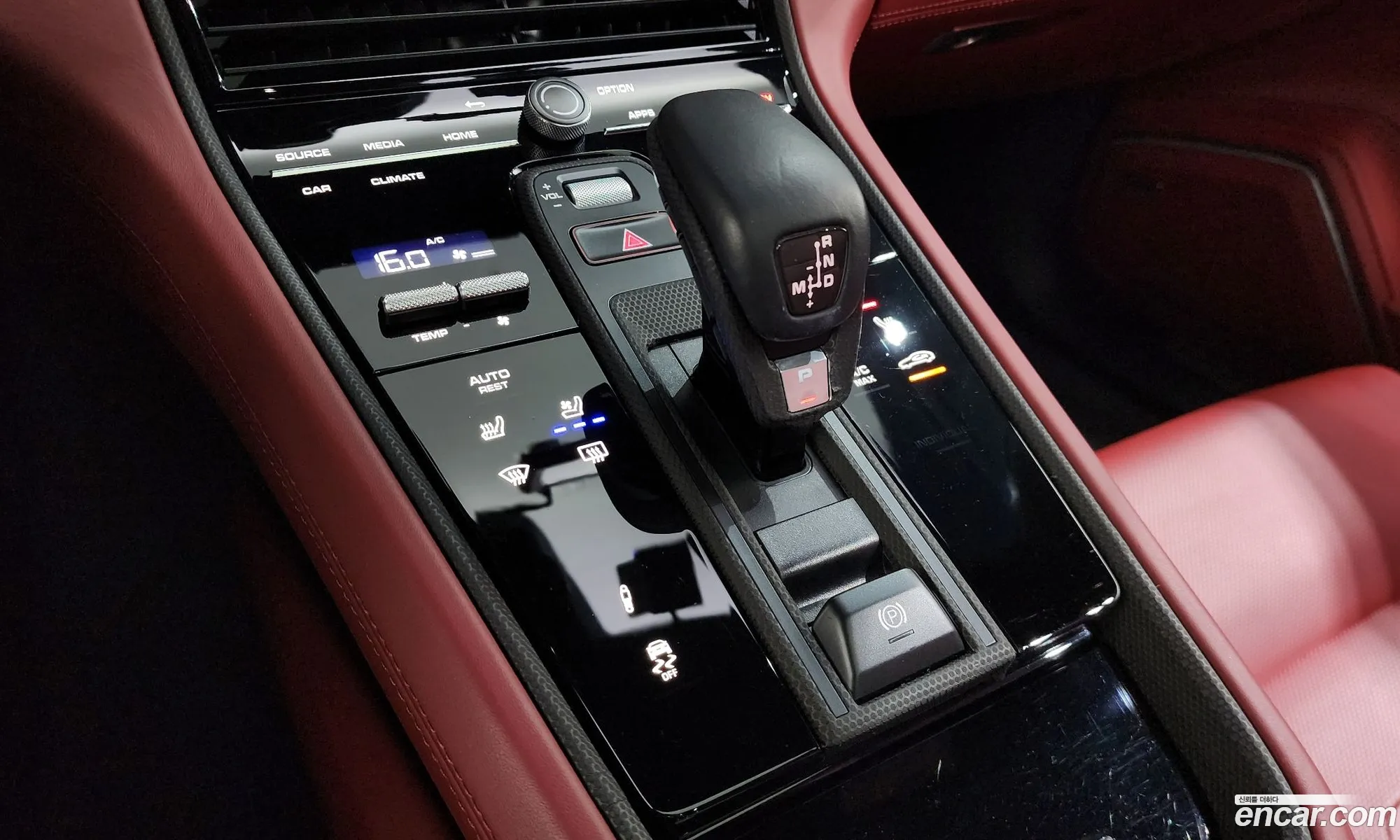 Porsche Panamera 2023 — 28