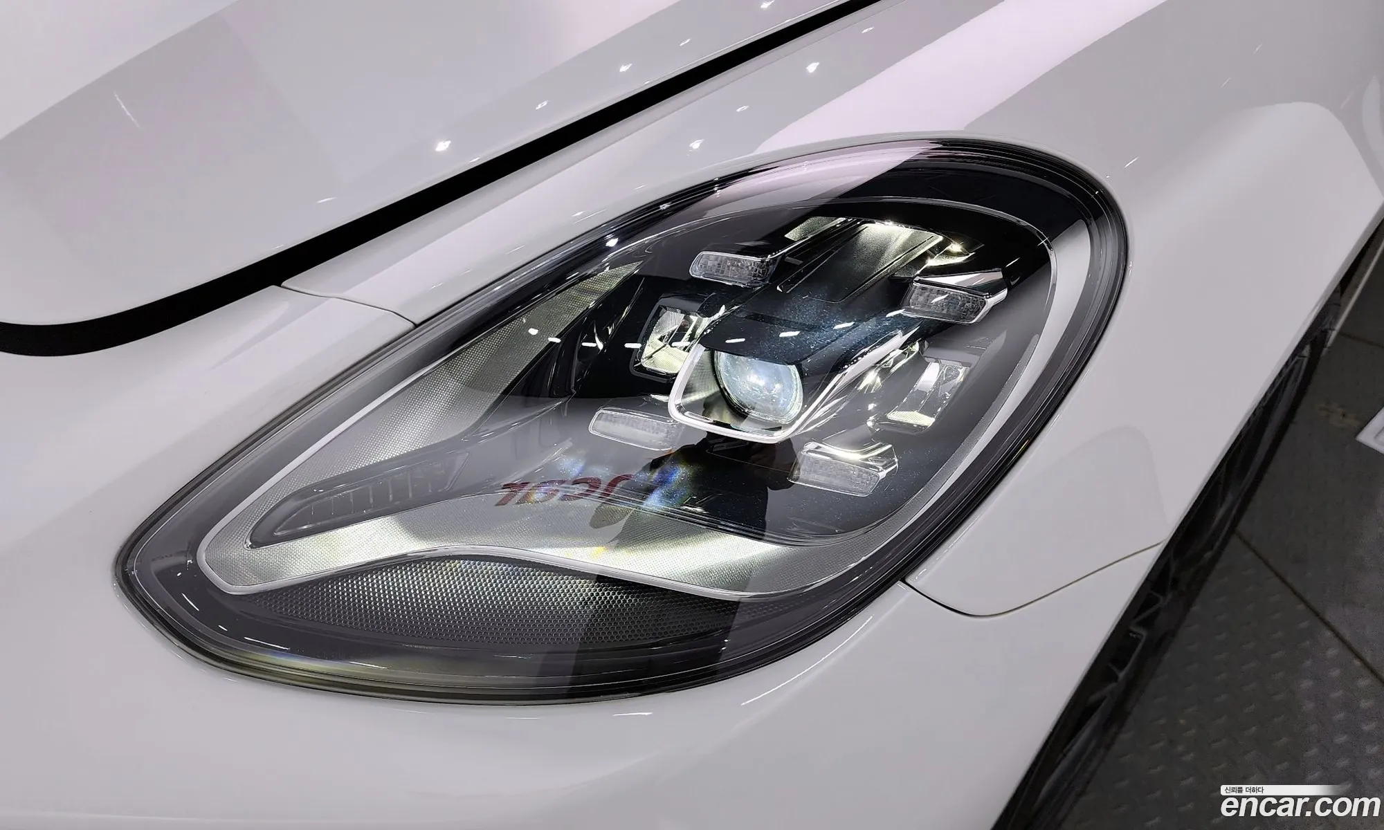 Porsche Panamera 2023 — 19