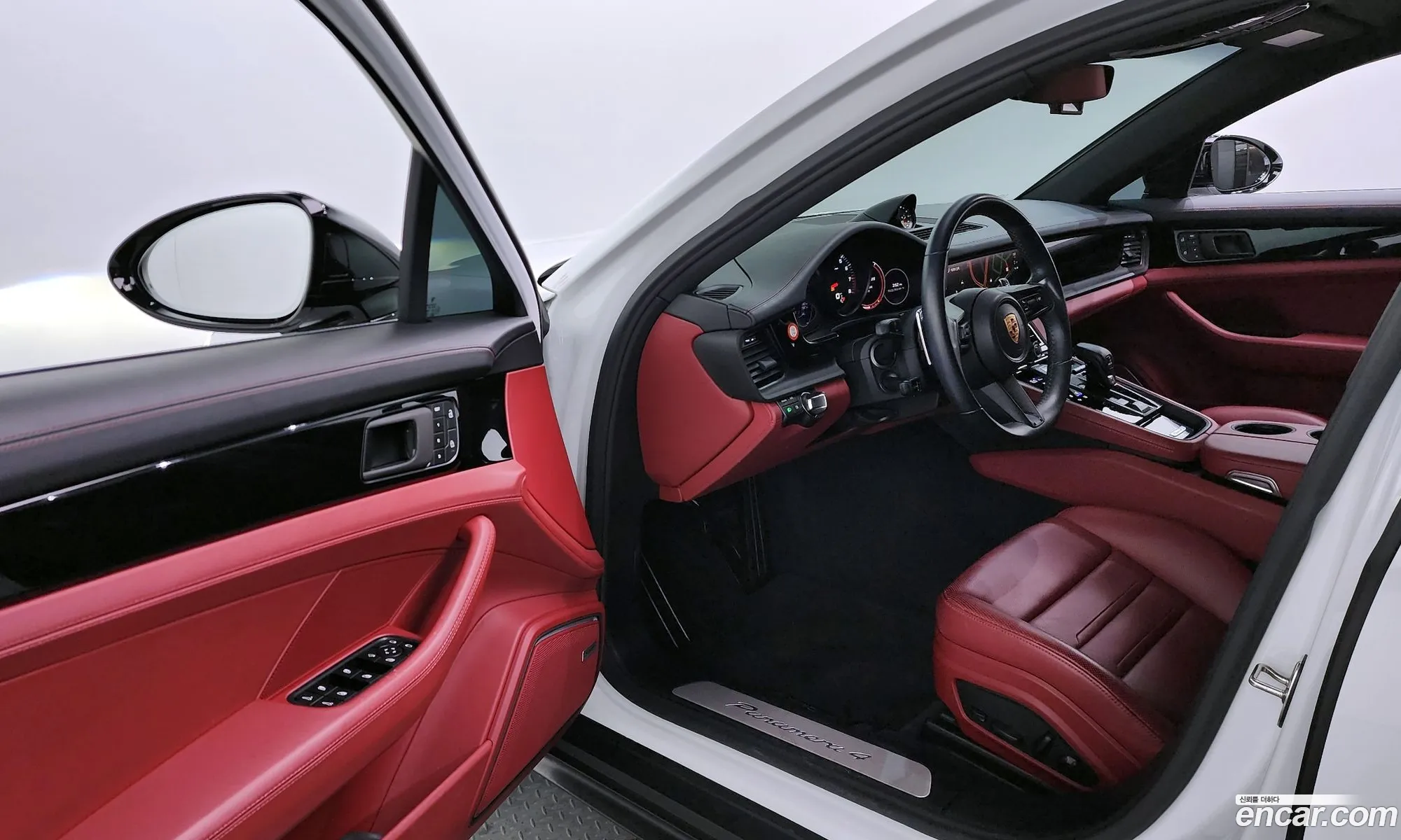 Porsche Panamera 2023 — 30